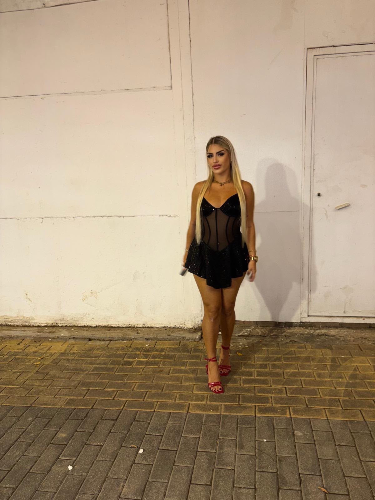 @✨