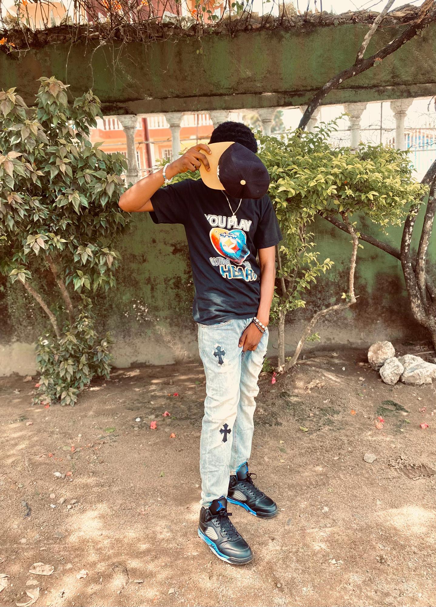 @DIVINE🦇
