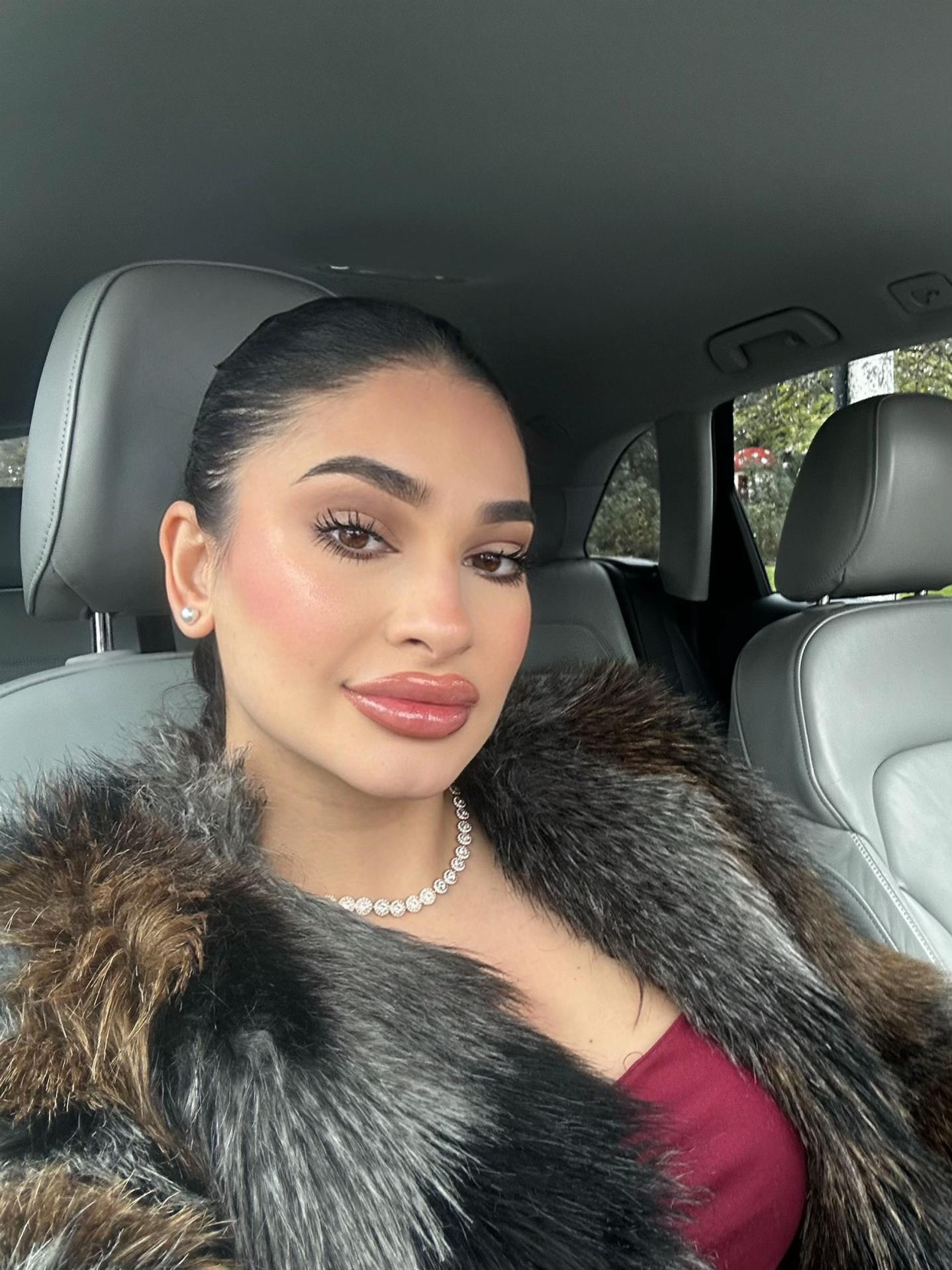 @Anna Alexa