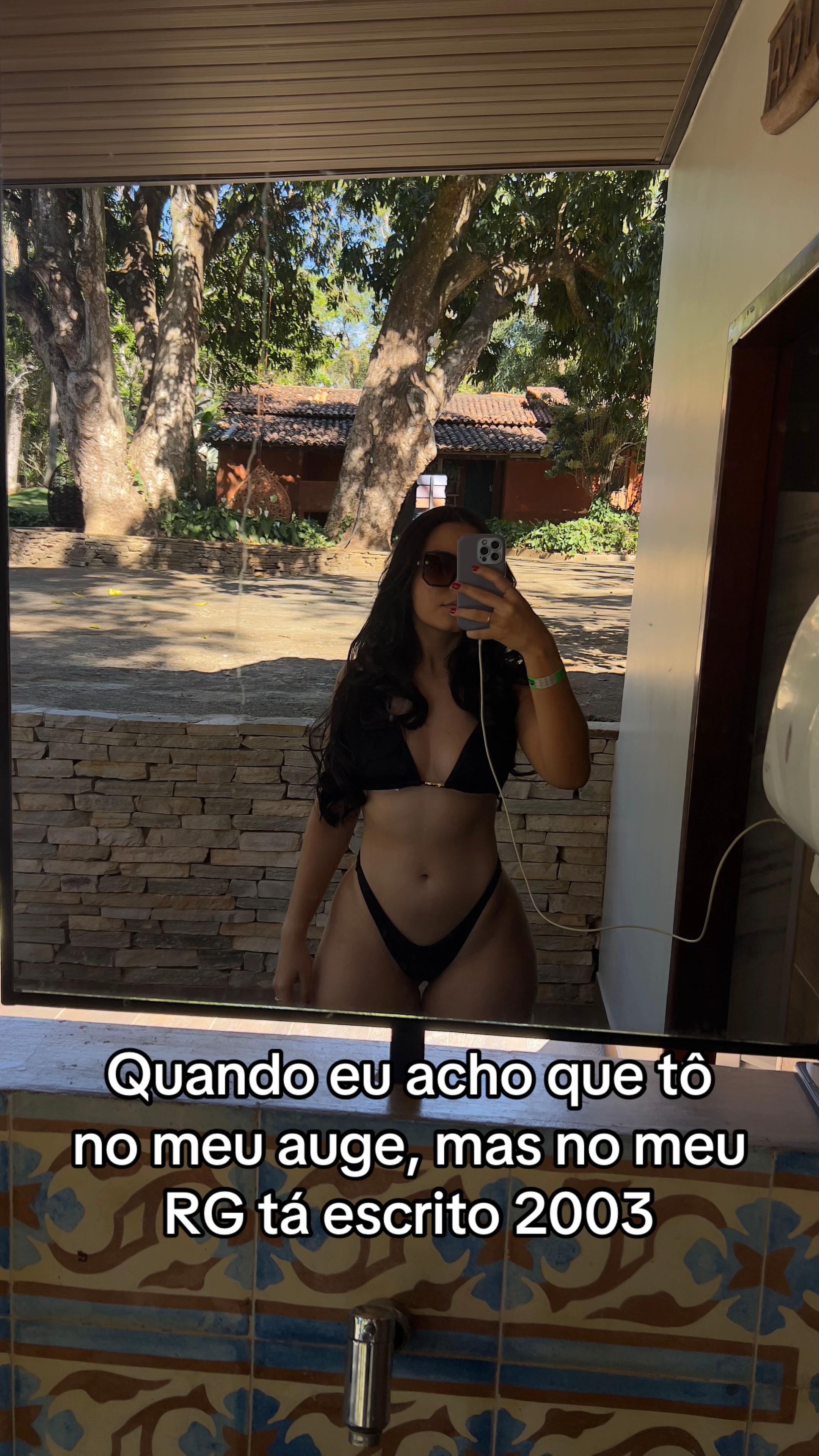 @_isabelacristina_0