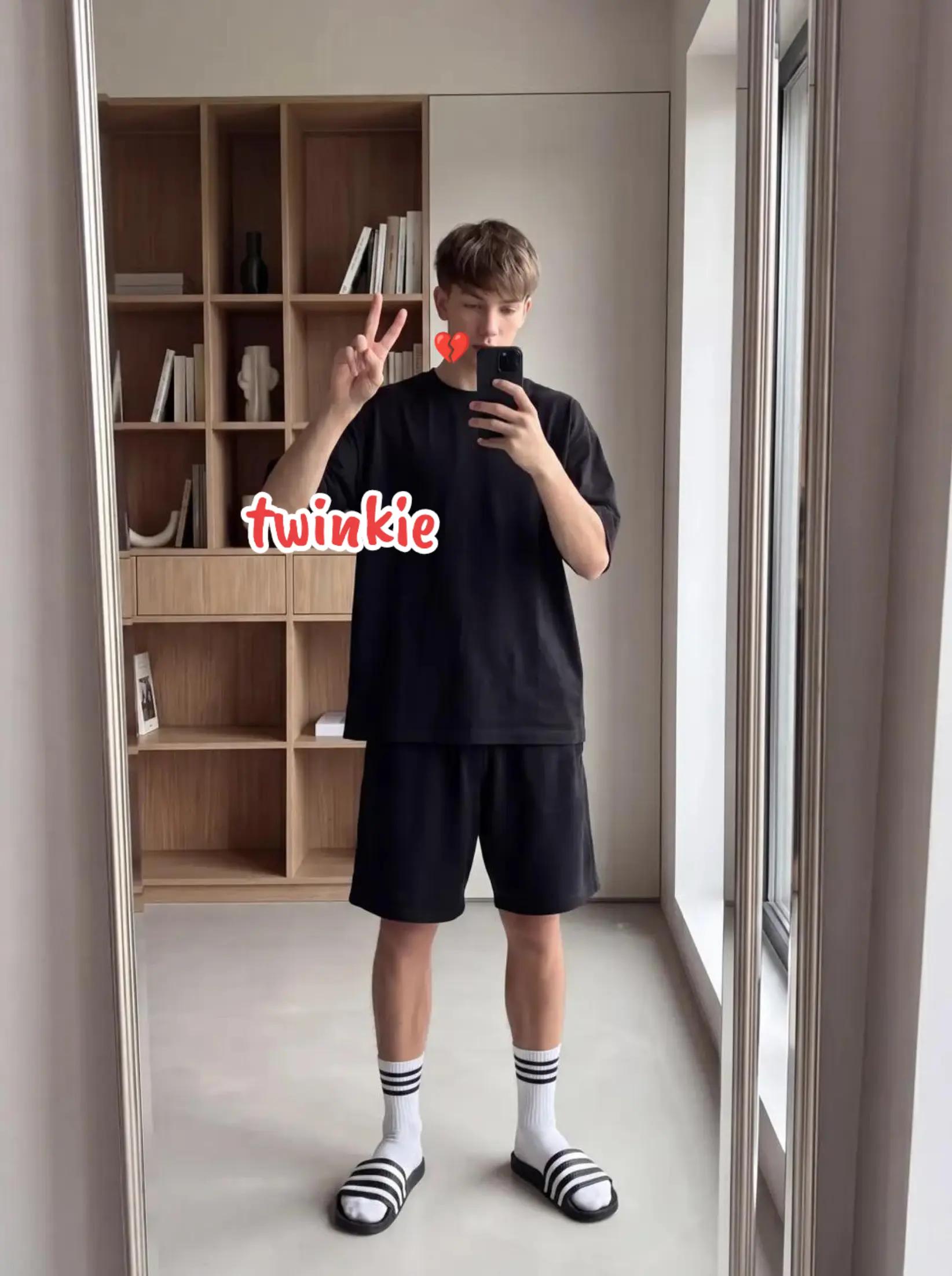 @Twink Boy❤️