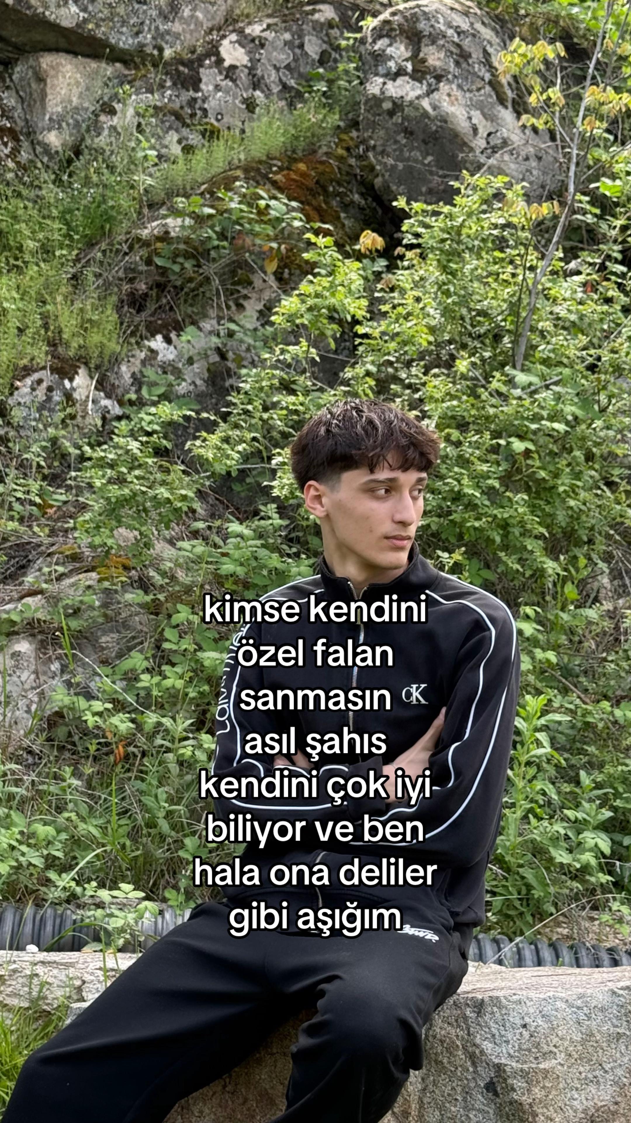 @Aniki