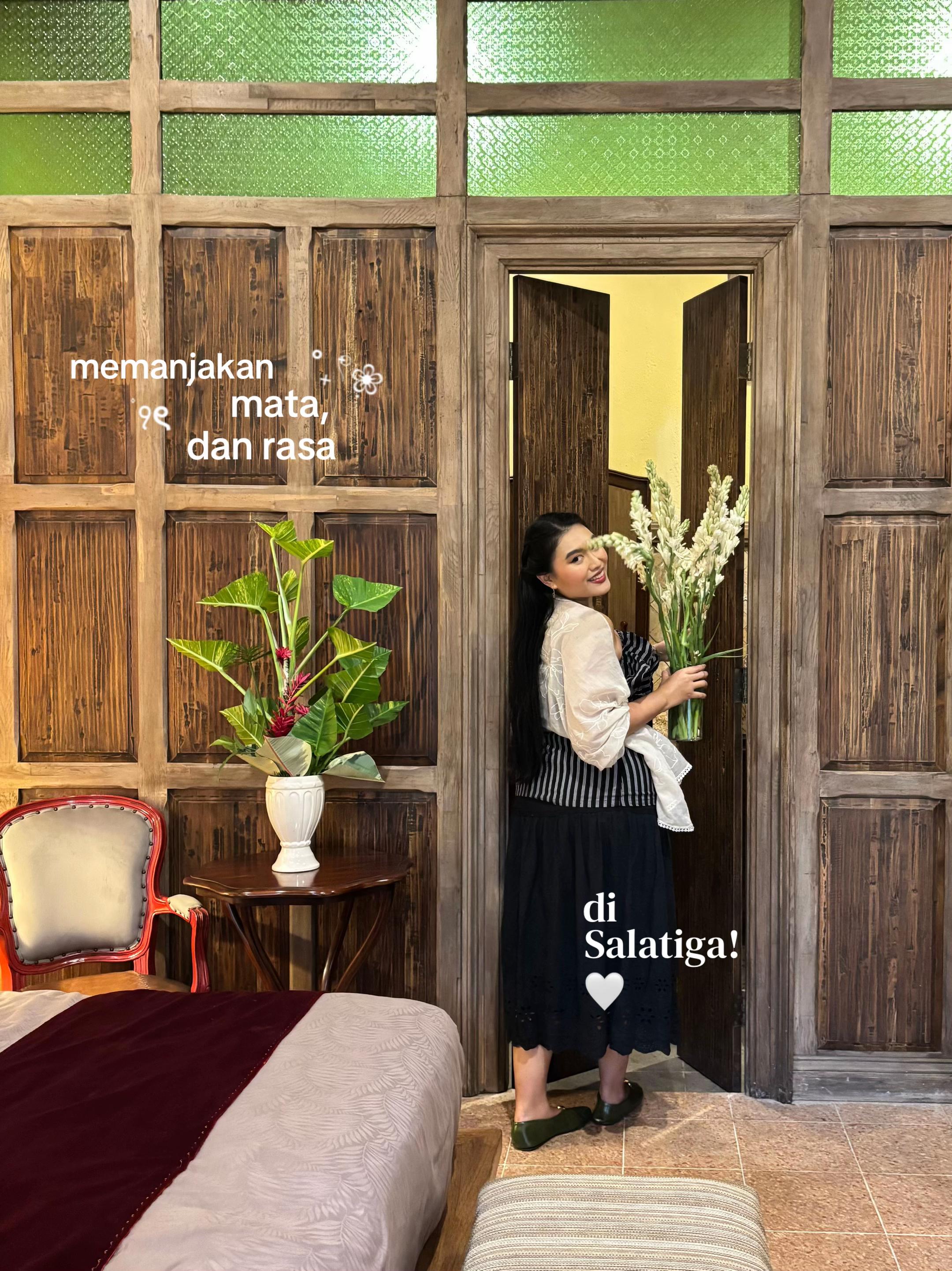 @Mbak Yu — Berkebaya 🪷