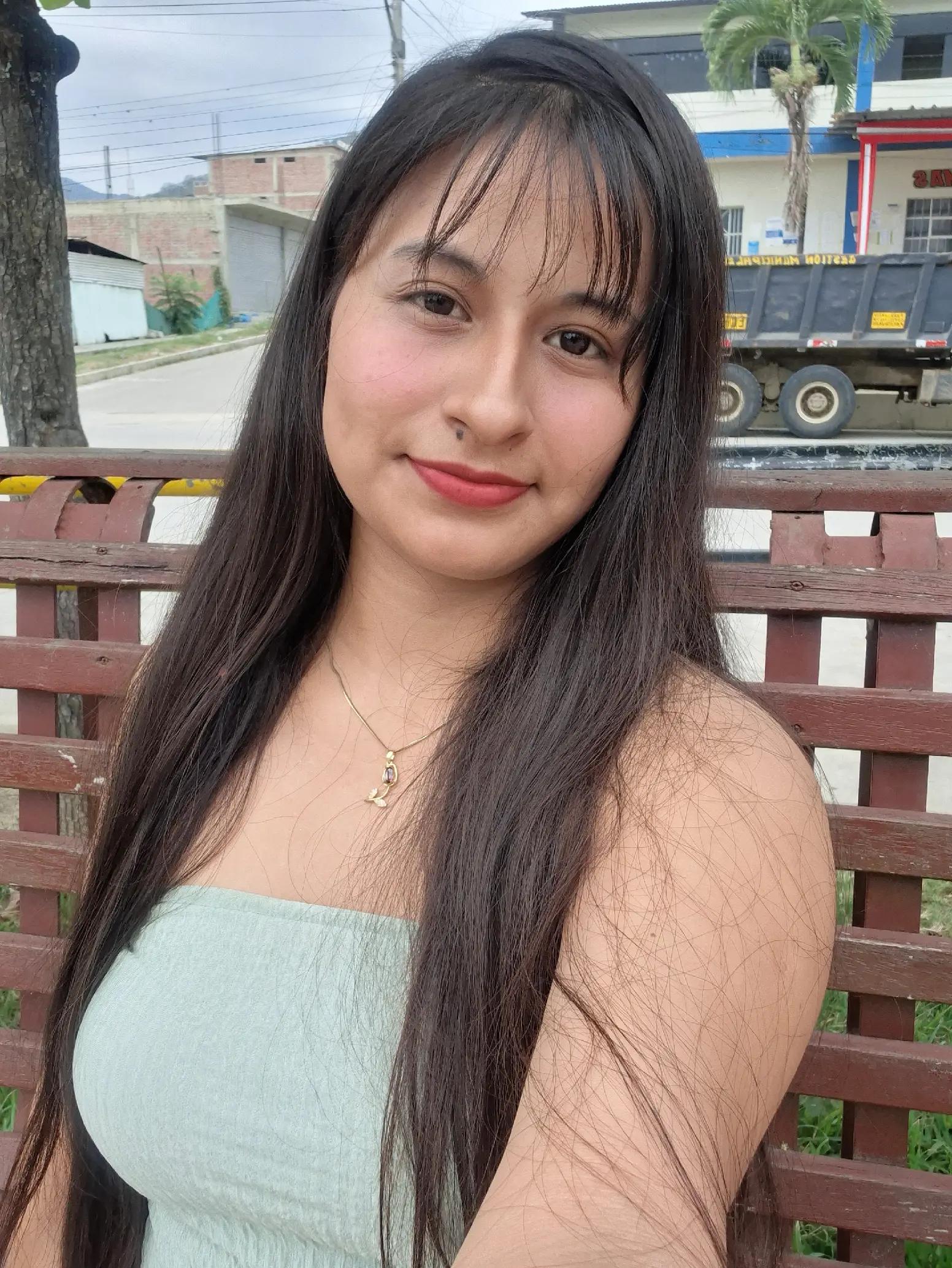 @🦋A'naly Chuquihuanga🥰🍒😘