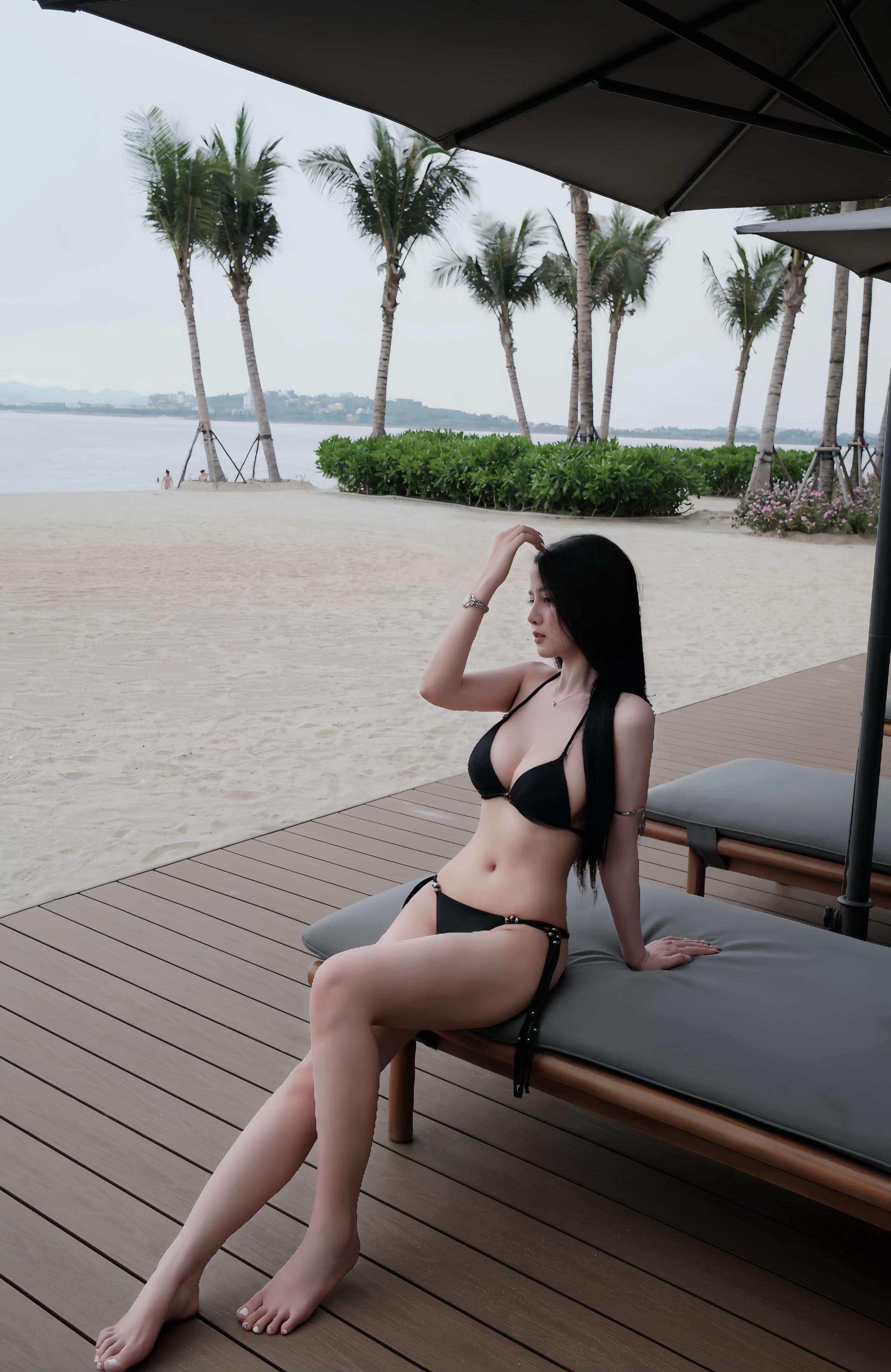 @H&agrave; Lee 🤍