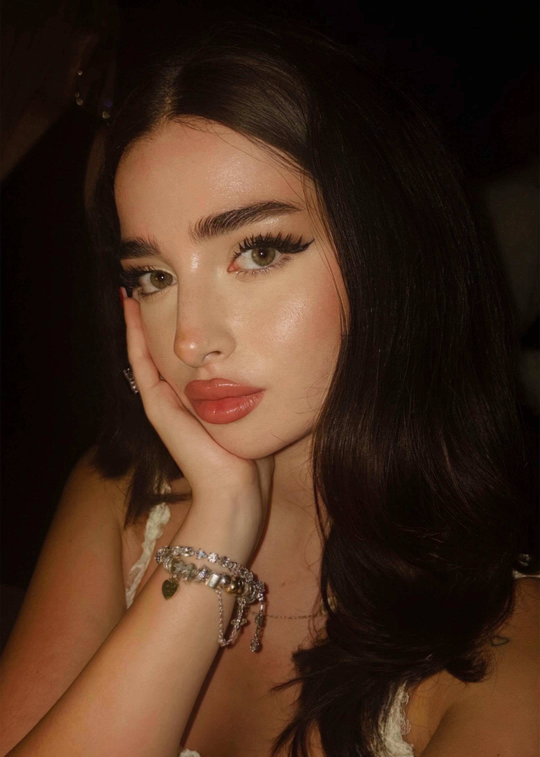 @𝑀𝒾𝓃𝒶