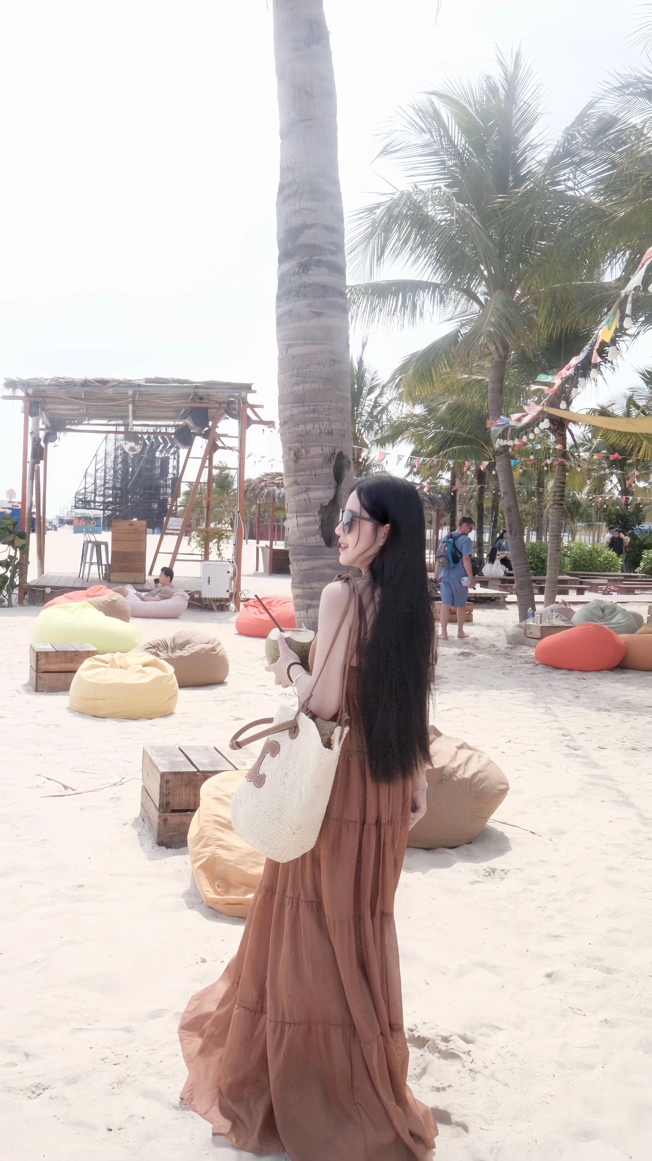 @v&acirc;n thư