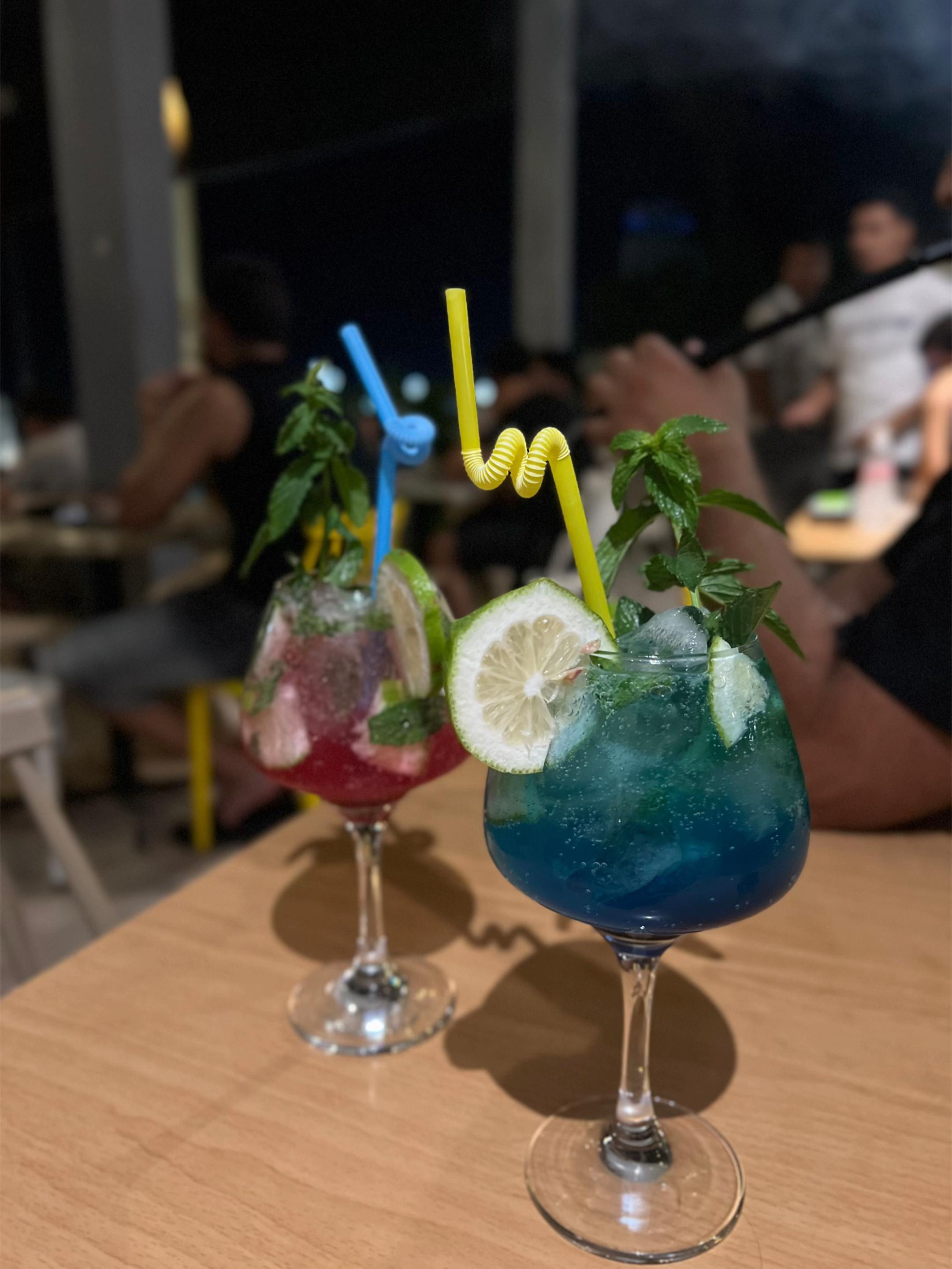 @Cozy Zee 🦋