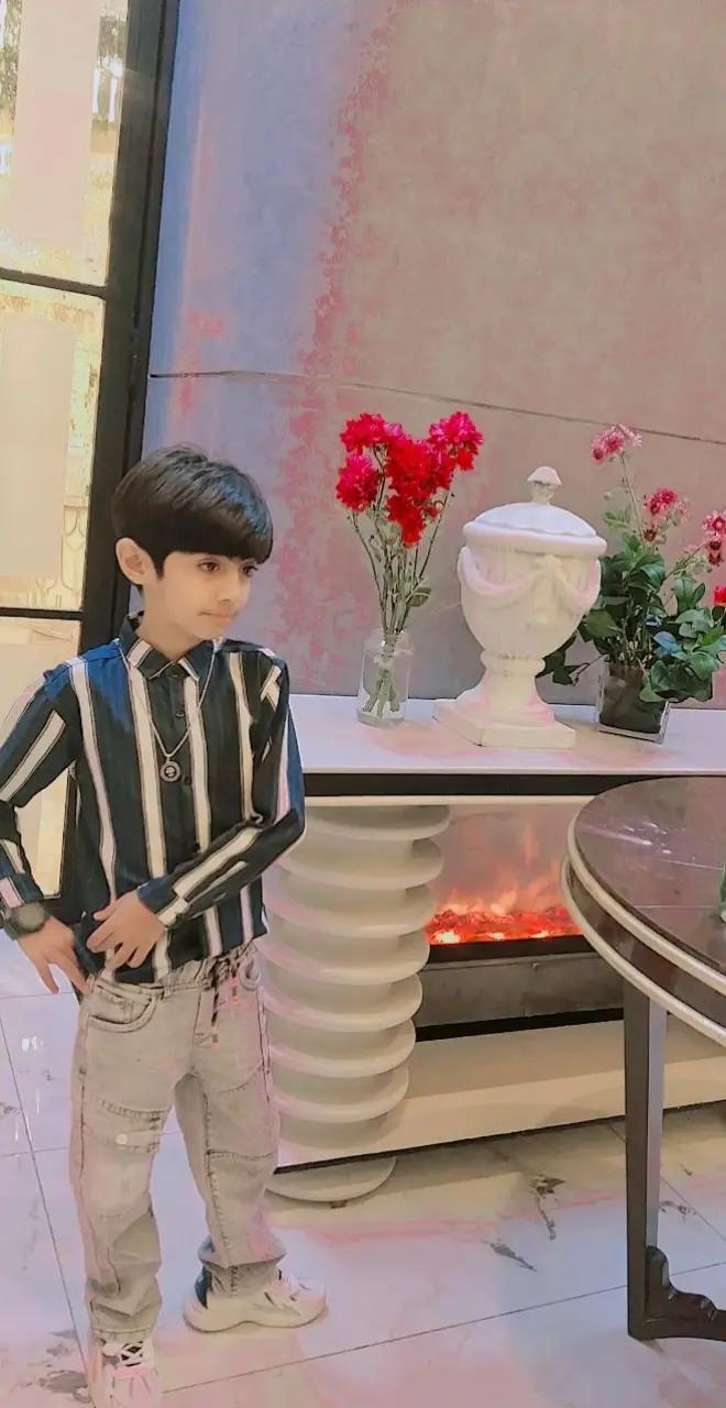 @🥰  FaiSalAbAdi QuEeN 👑👑
