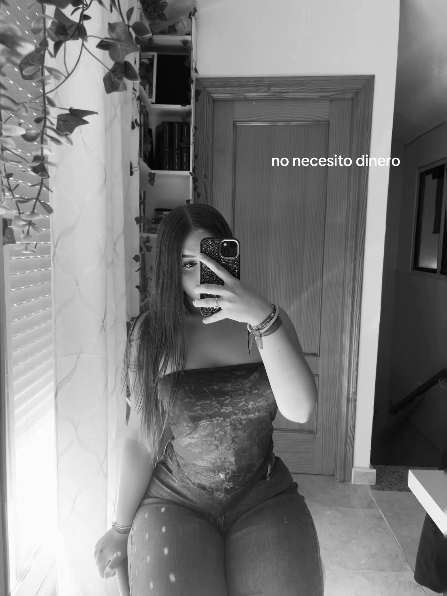 @🦋