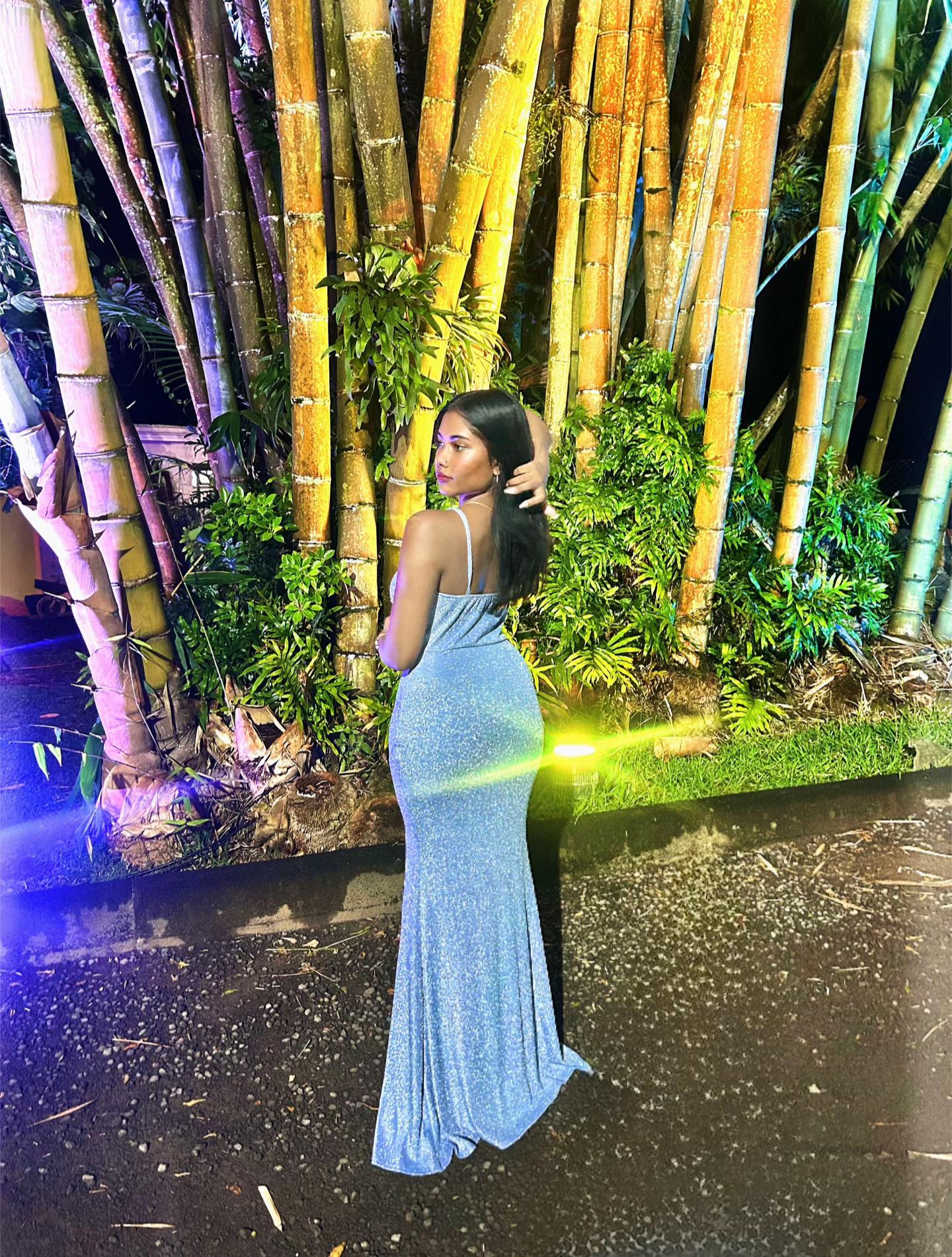 @🍸