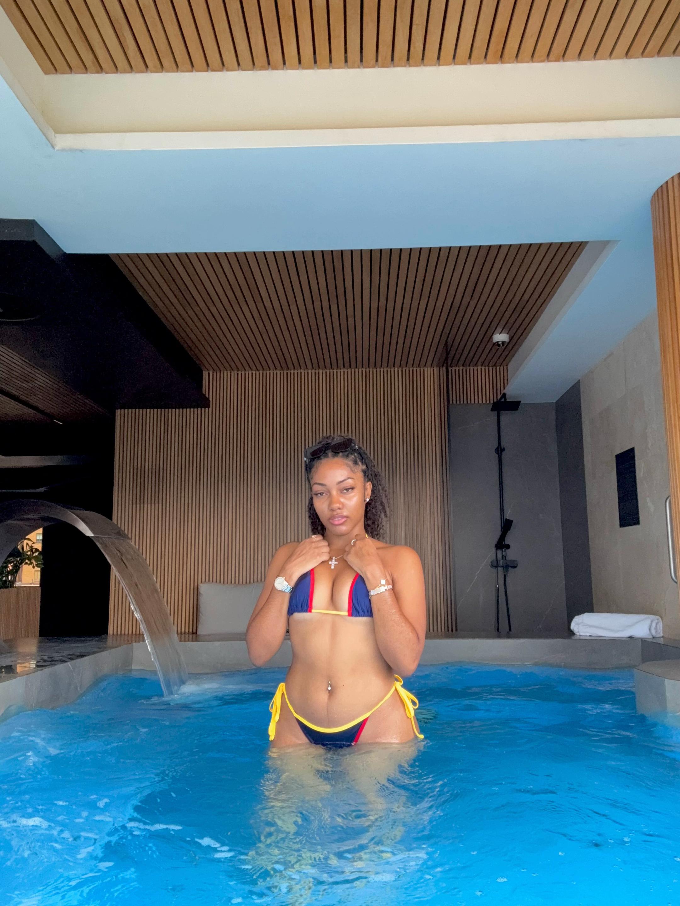 @Anhala💜
