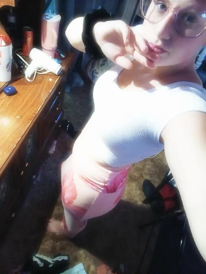 @Kayley😘🖕😘