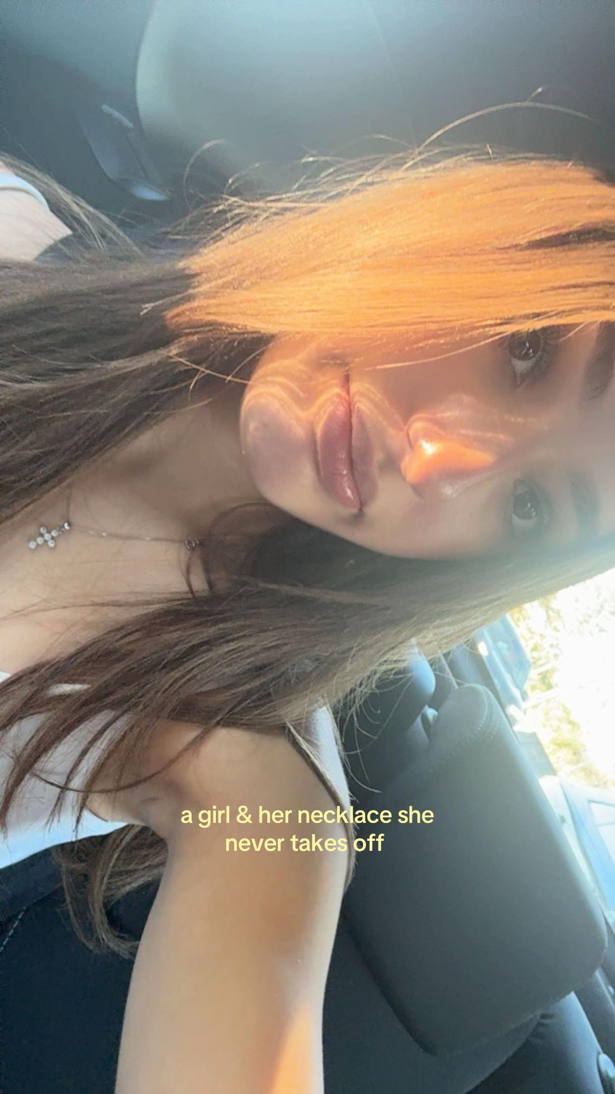 @👤