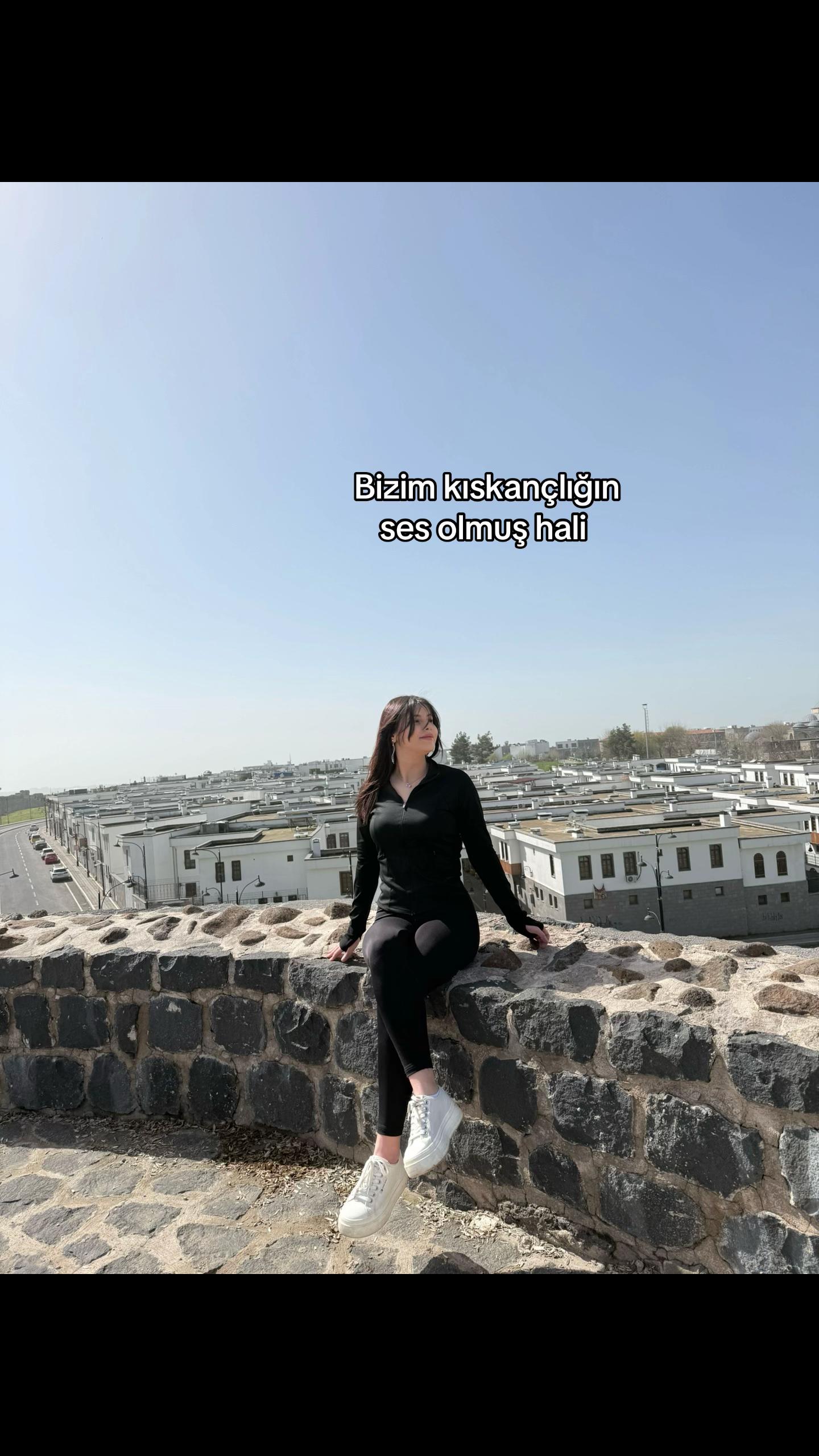 @Cansu Dündar
