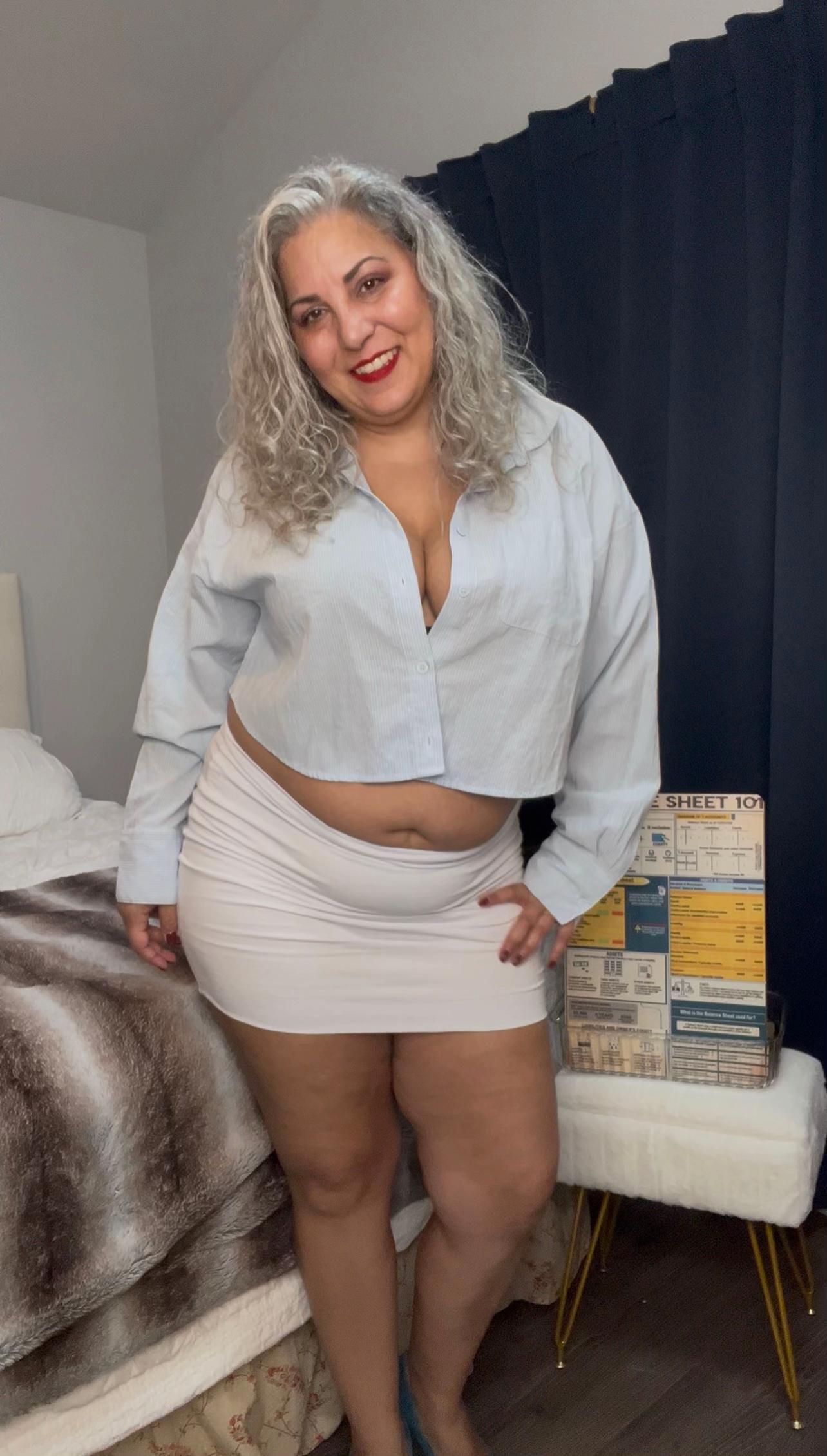 @MatureLadyMissesCecil