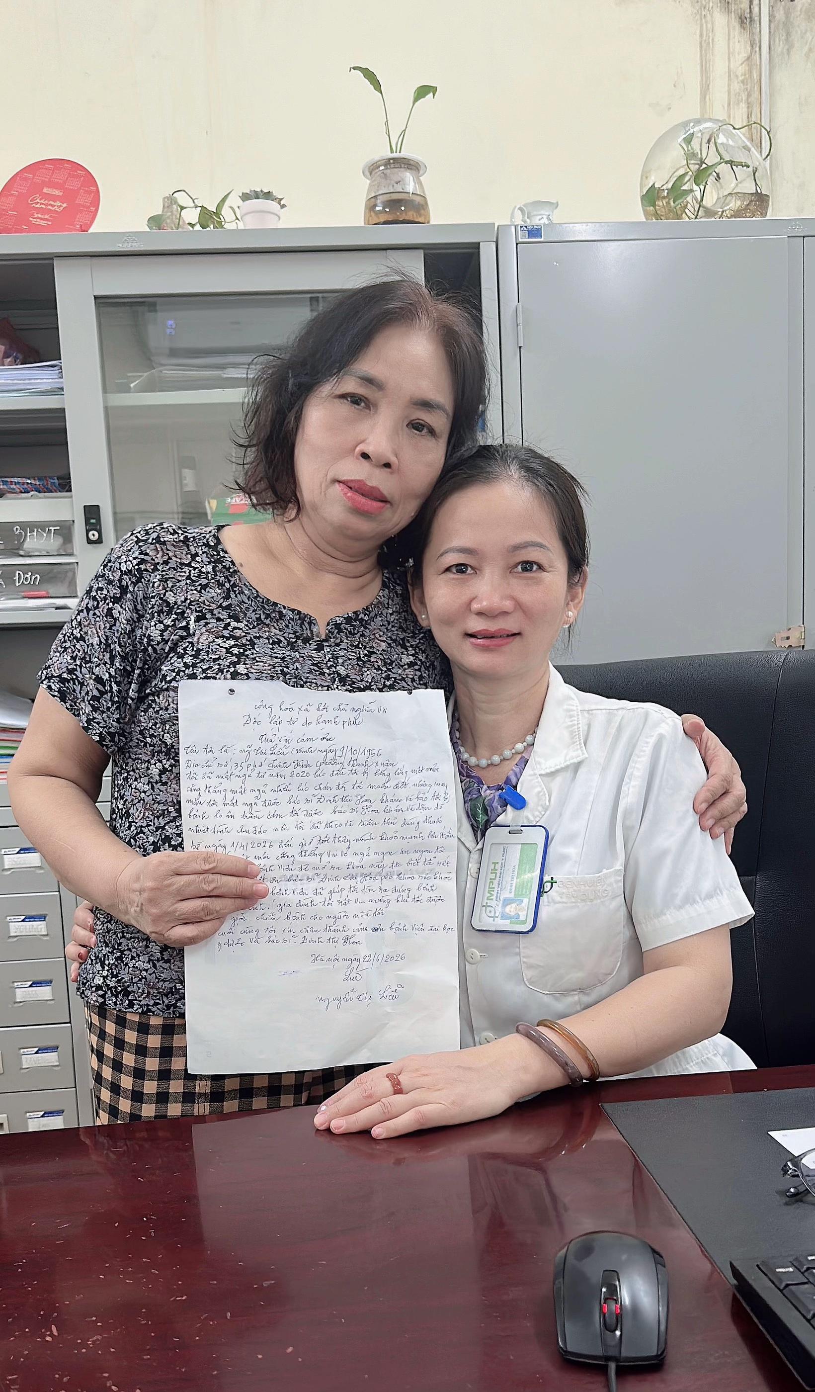 @Hoa s&uacute;n ( nh&iacute; nhố)