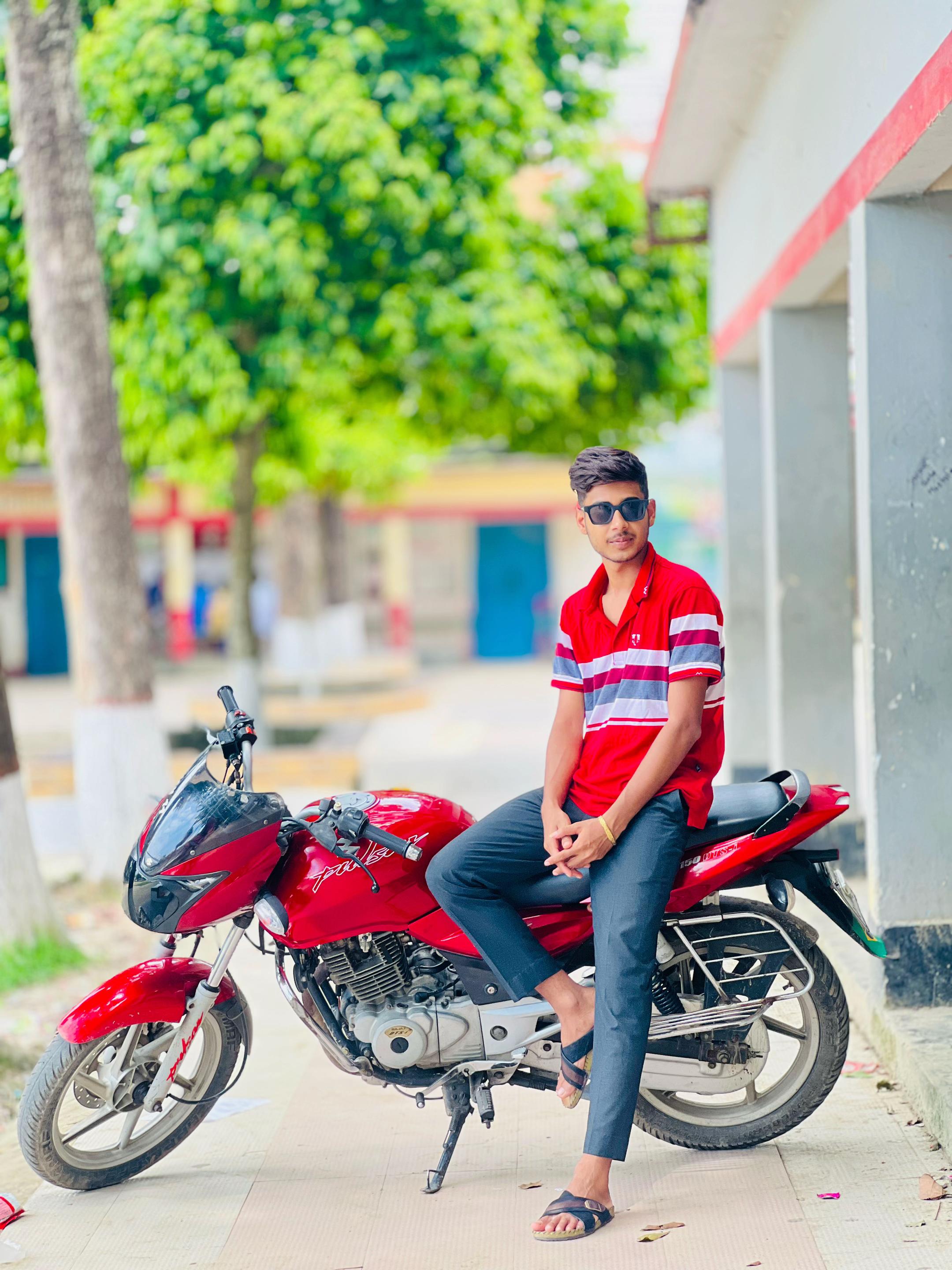@Razuan__44