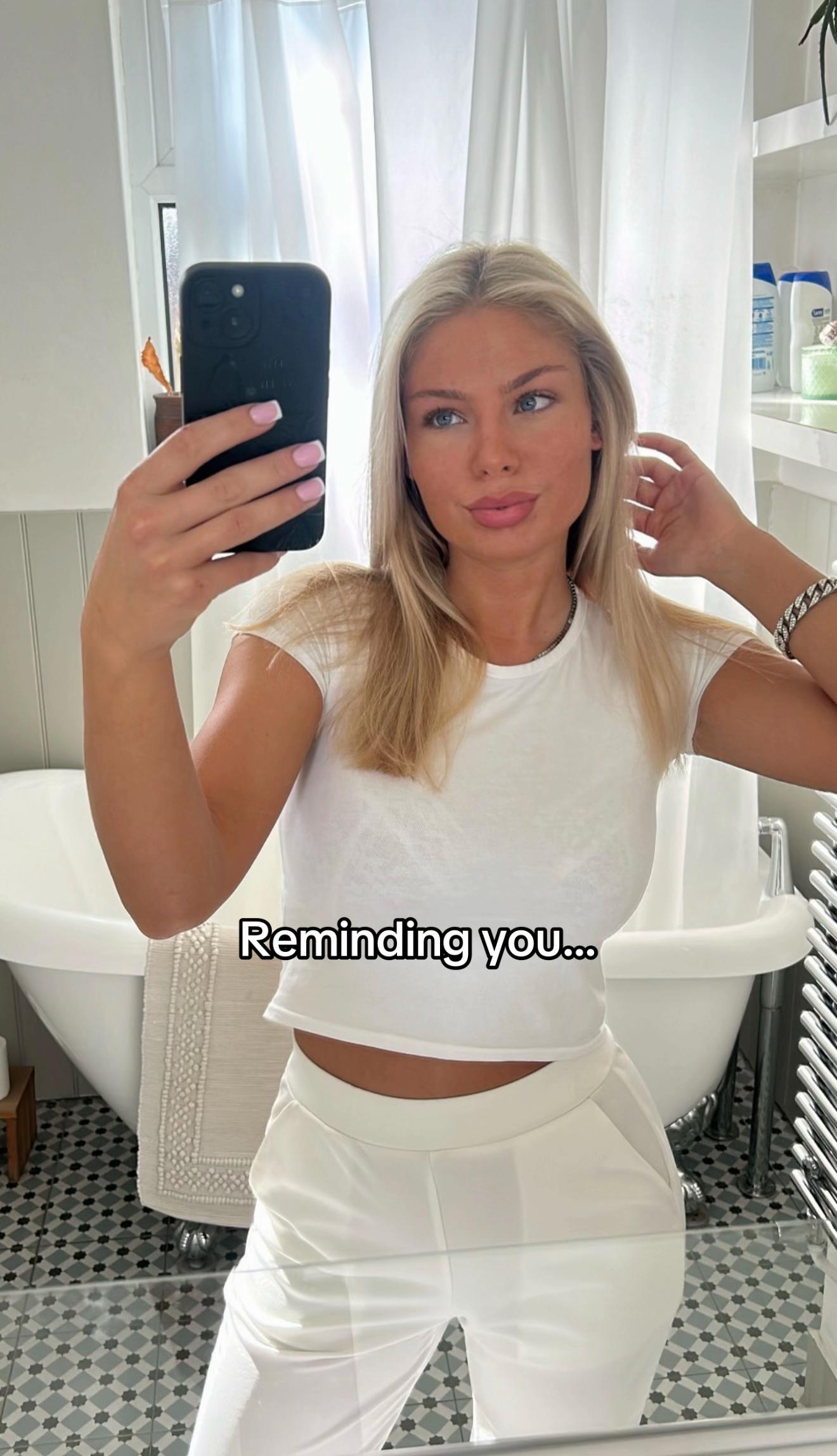 @thatyoungblonde