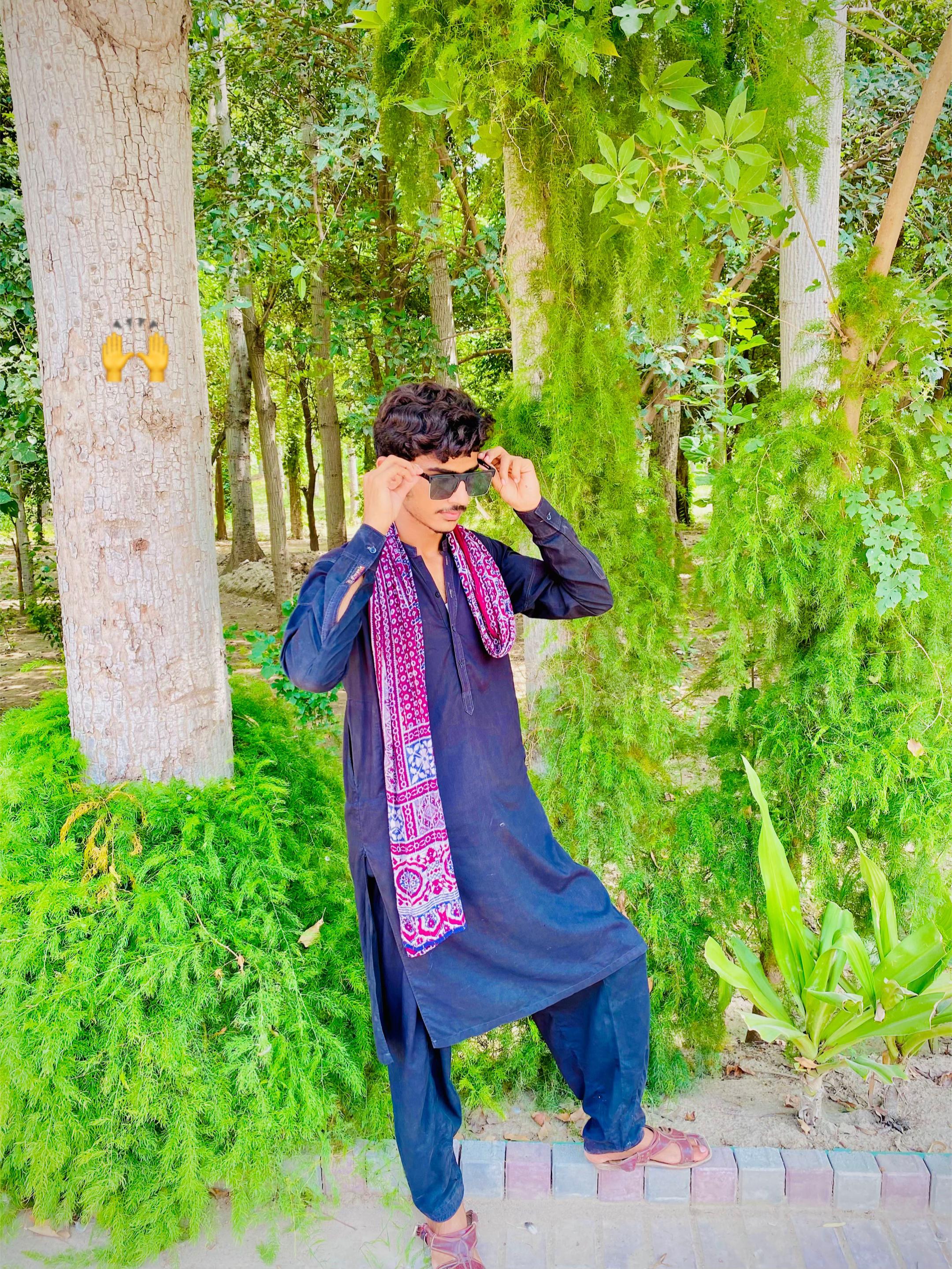 @Raja Nomi 🌺🌹