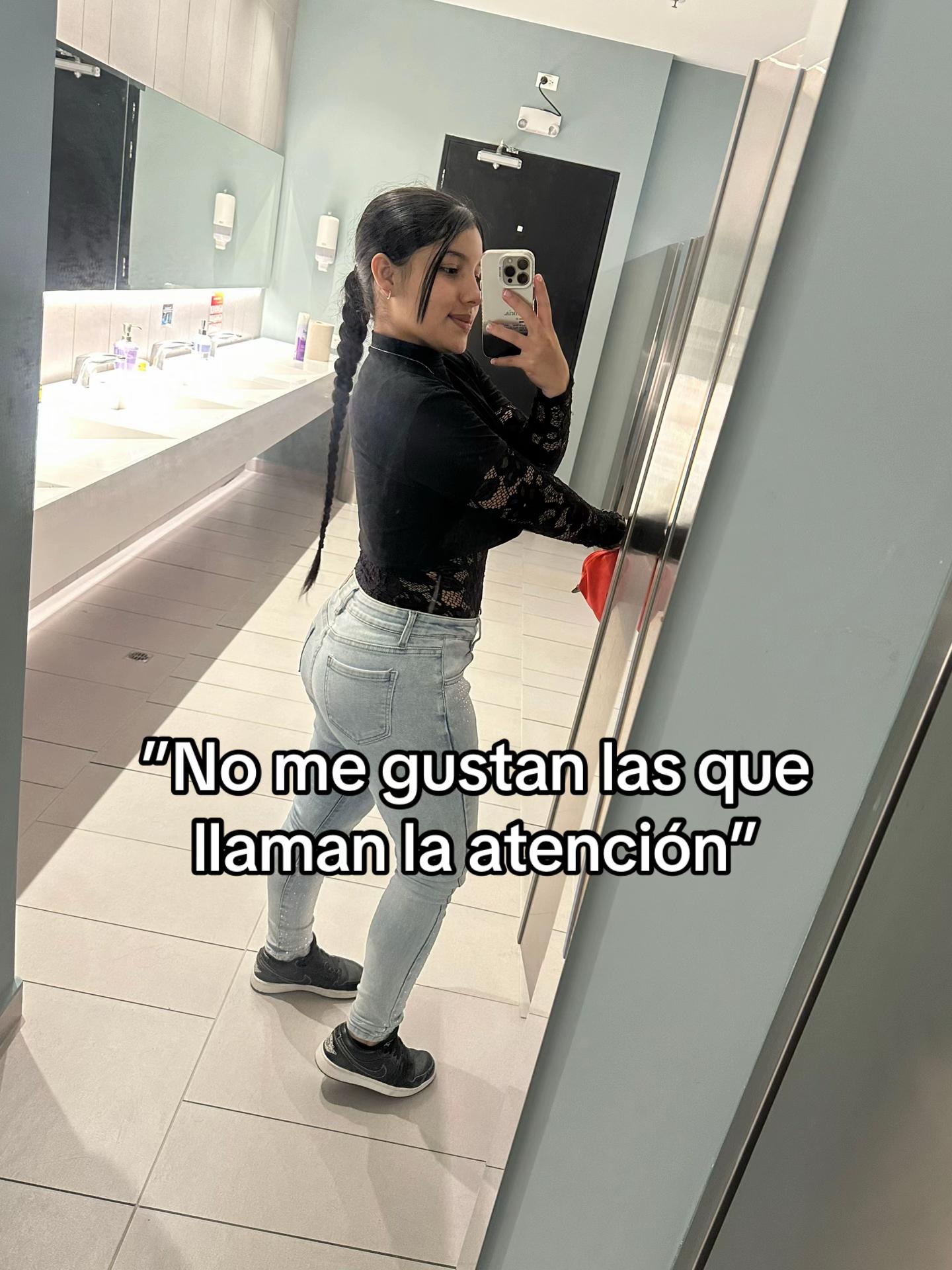 @Liz🥰