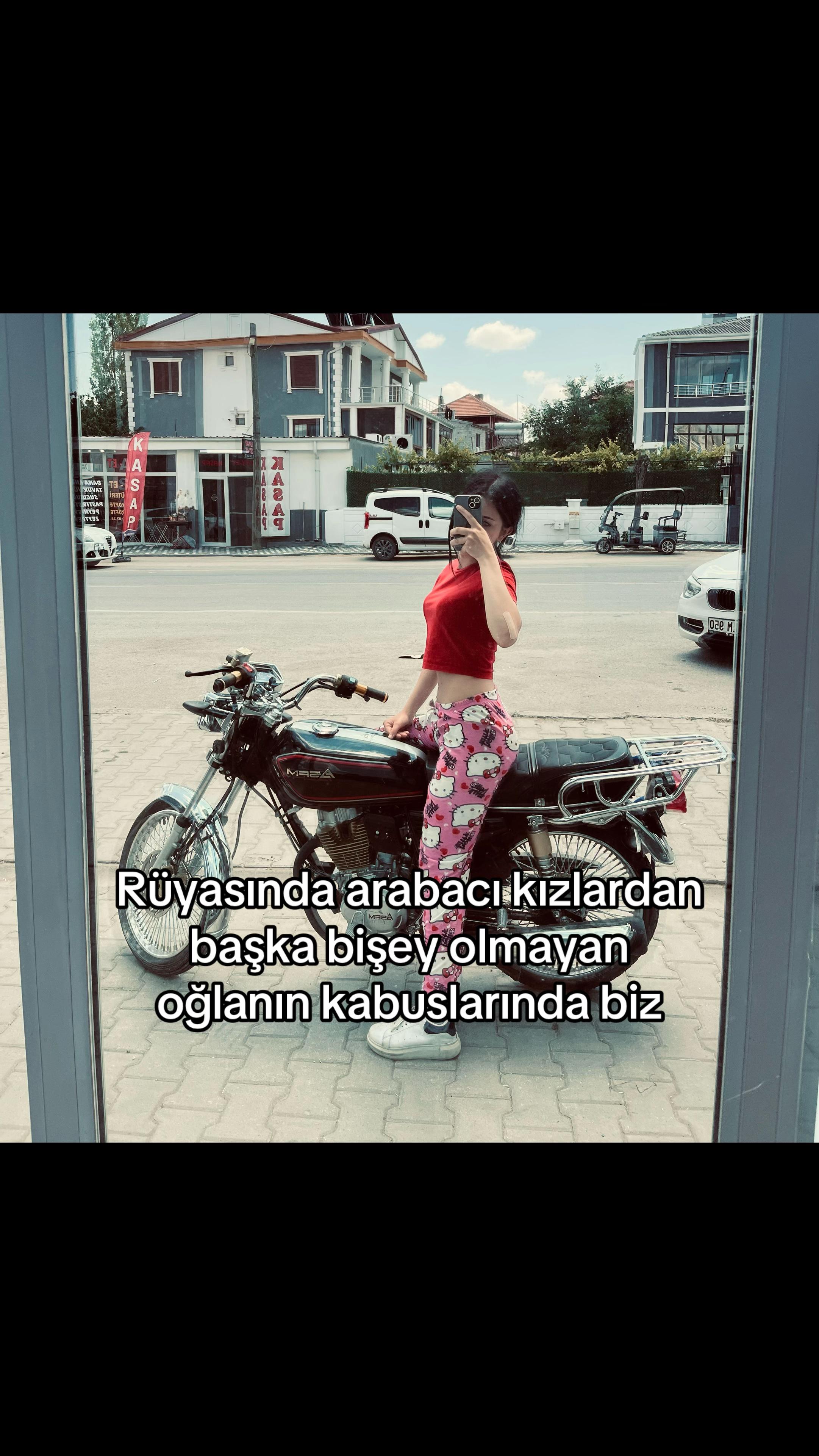 @KARPUZLU REDBULL🍉💋