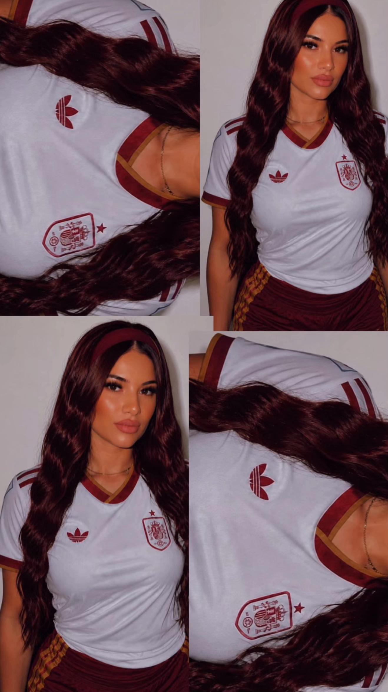 @Cristina &Aacute;lvarez