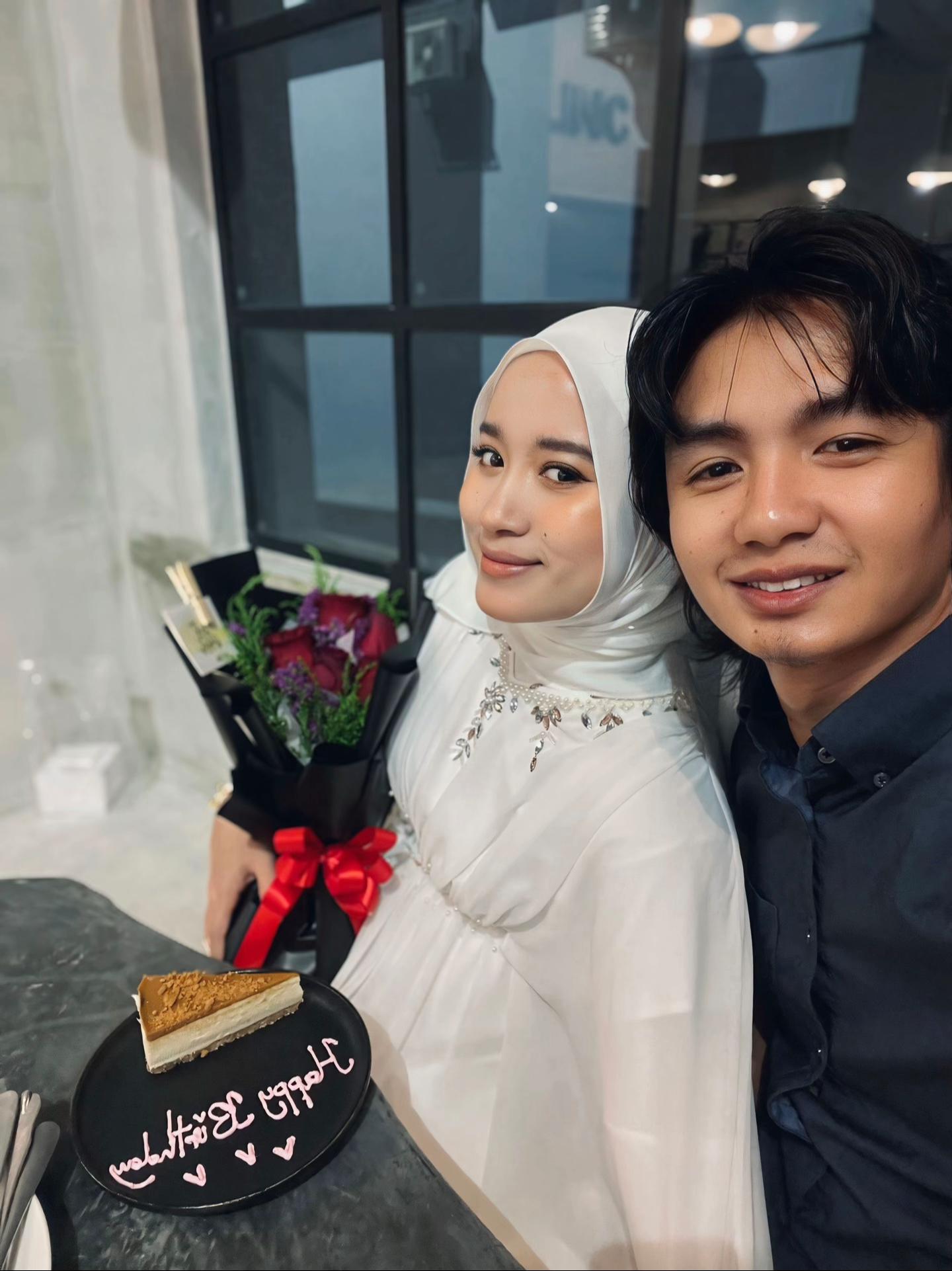 @Uniraaa