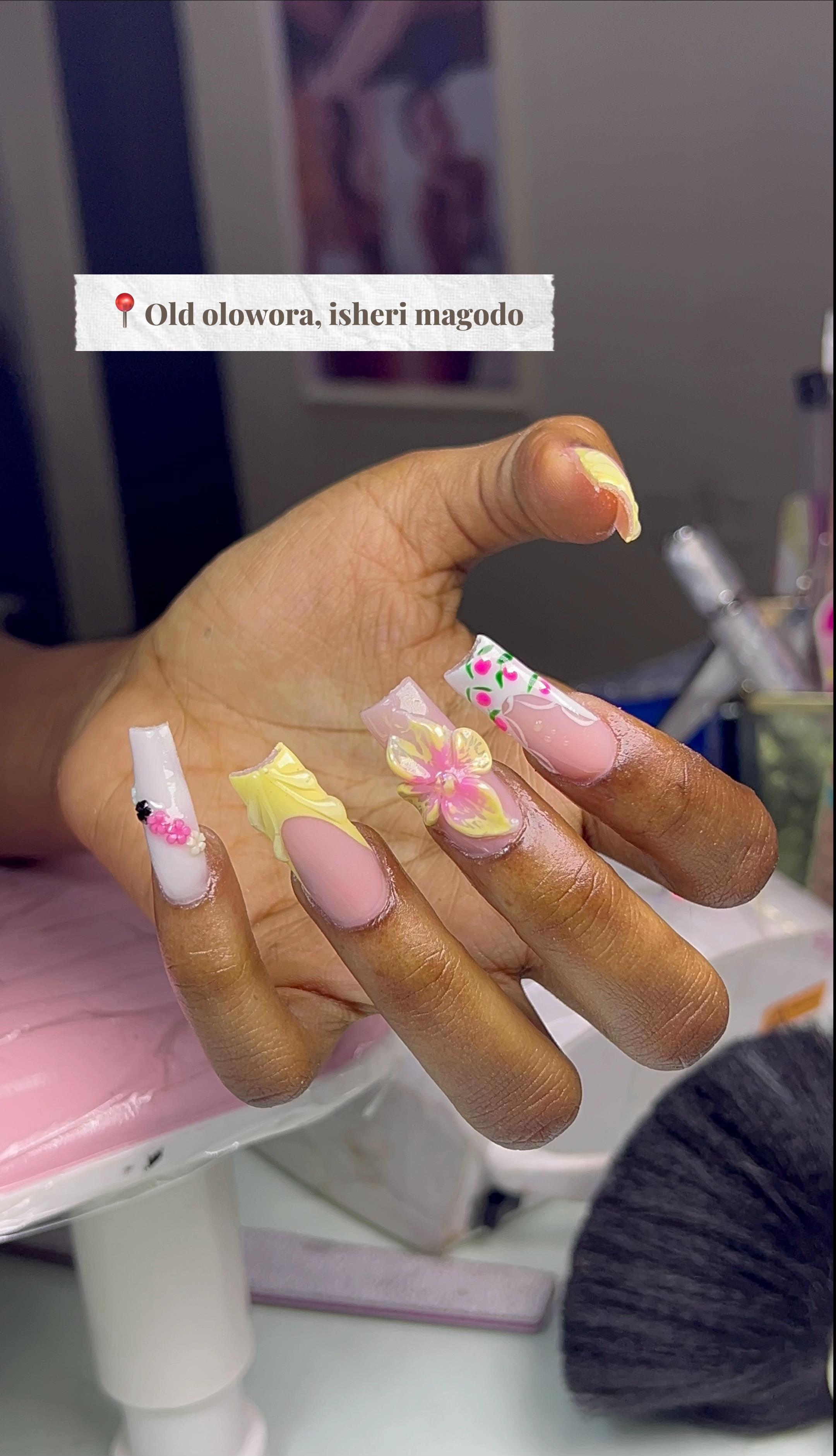 @NAIL TECH IN MAGODO/LAGOS💅🌸