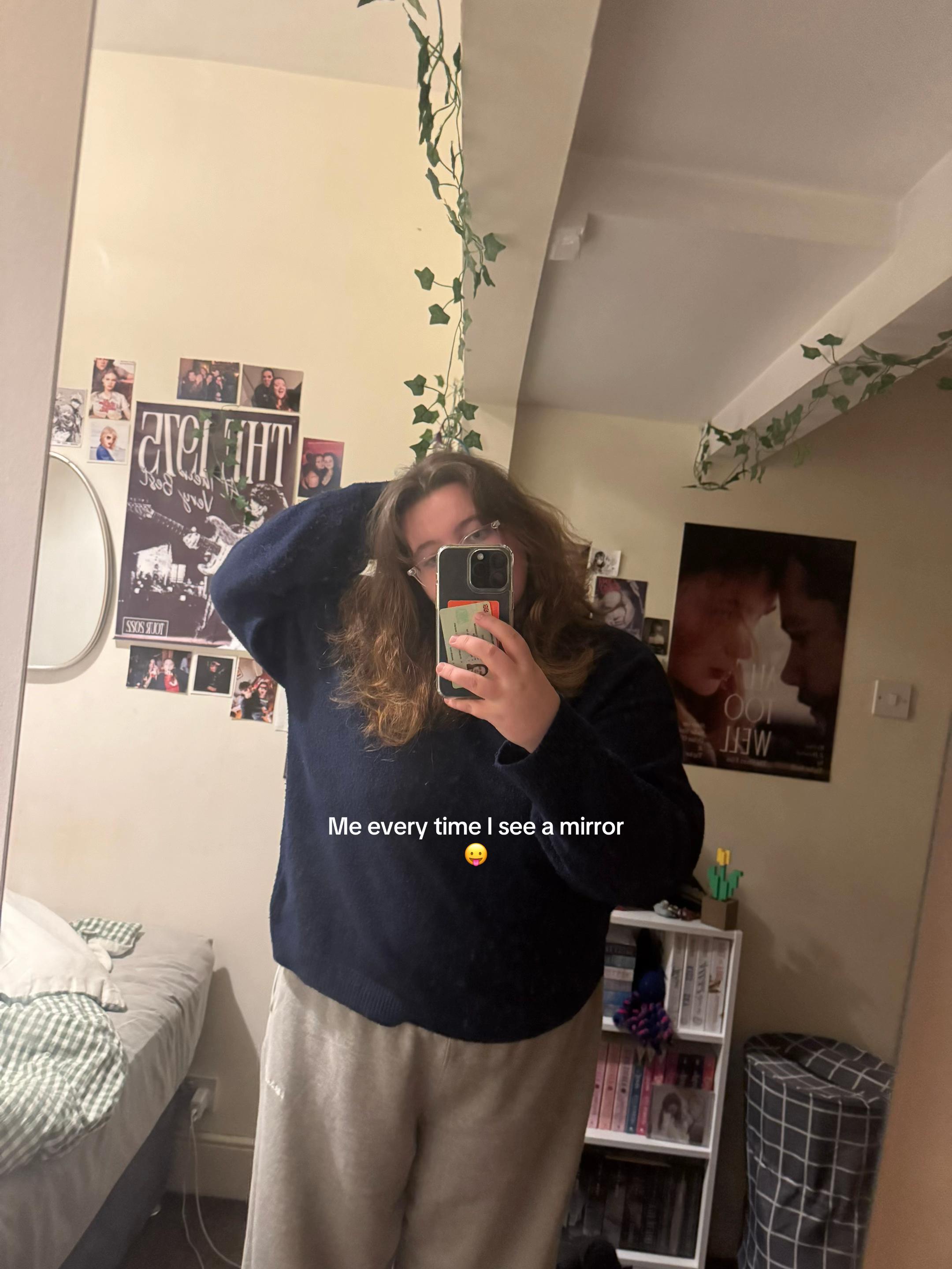 @emi ⎕📖🫧