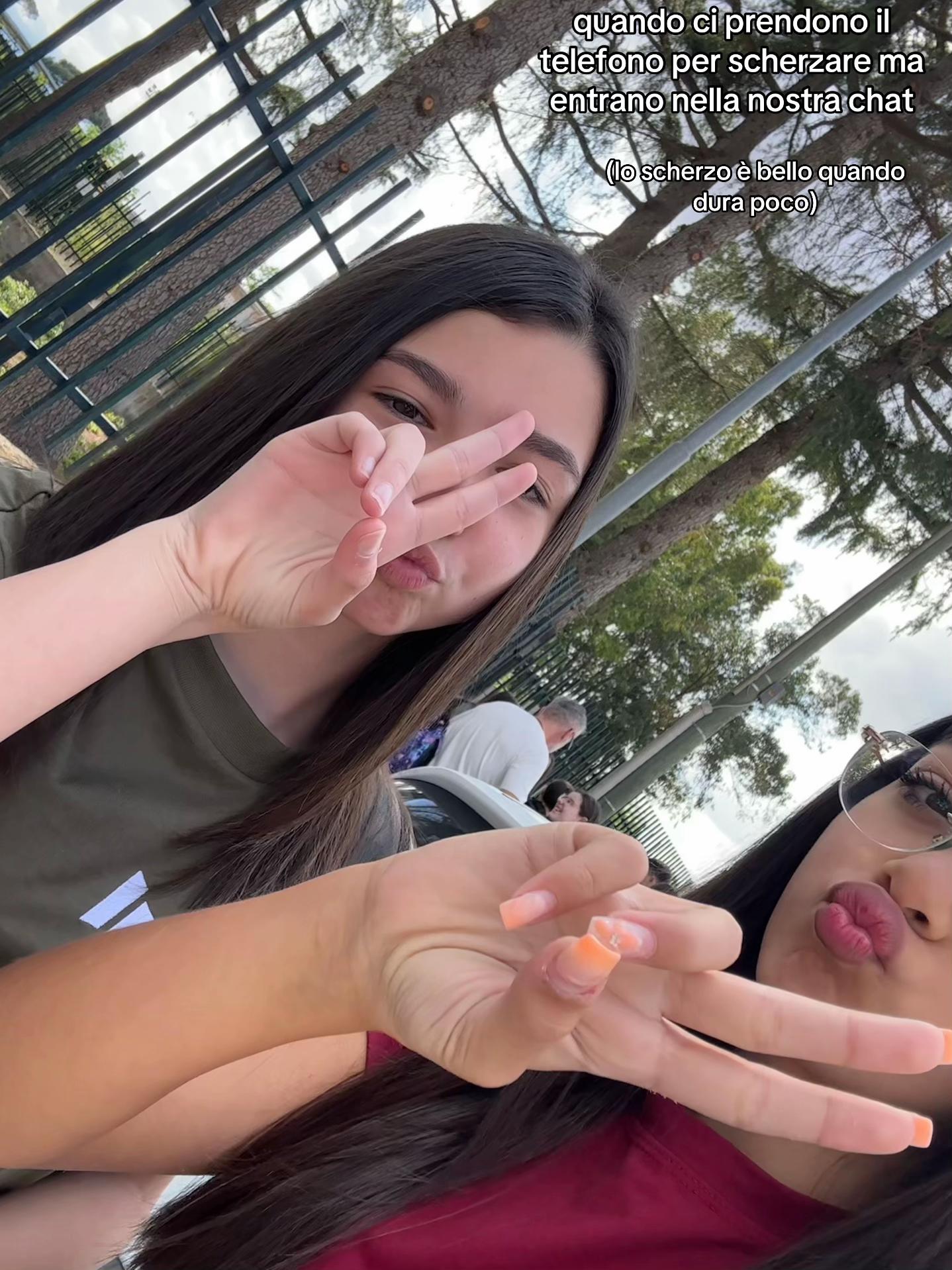 @𝒜ℯ𝒱