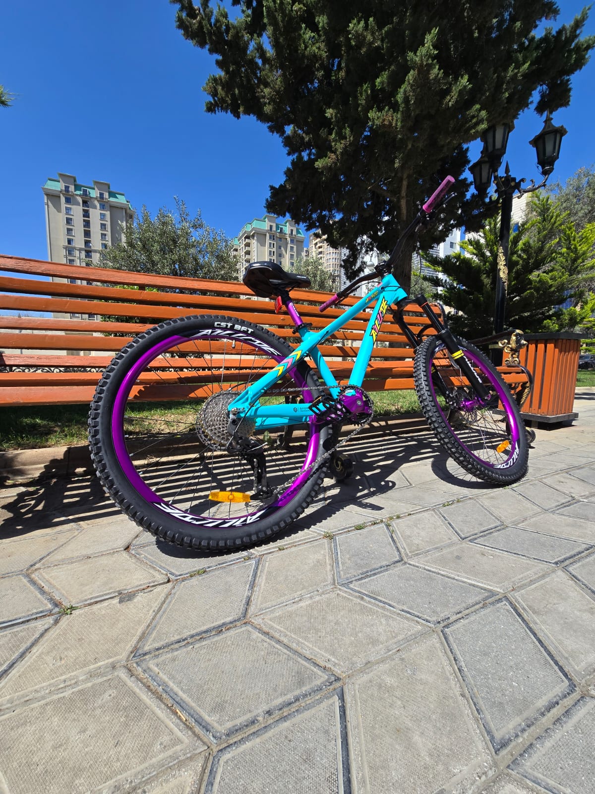 @Velostore