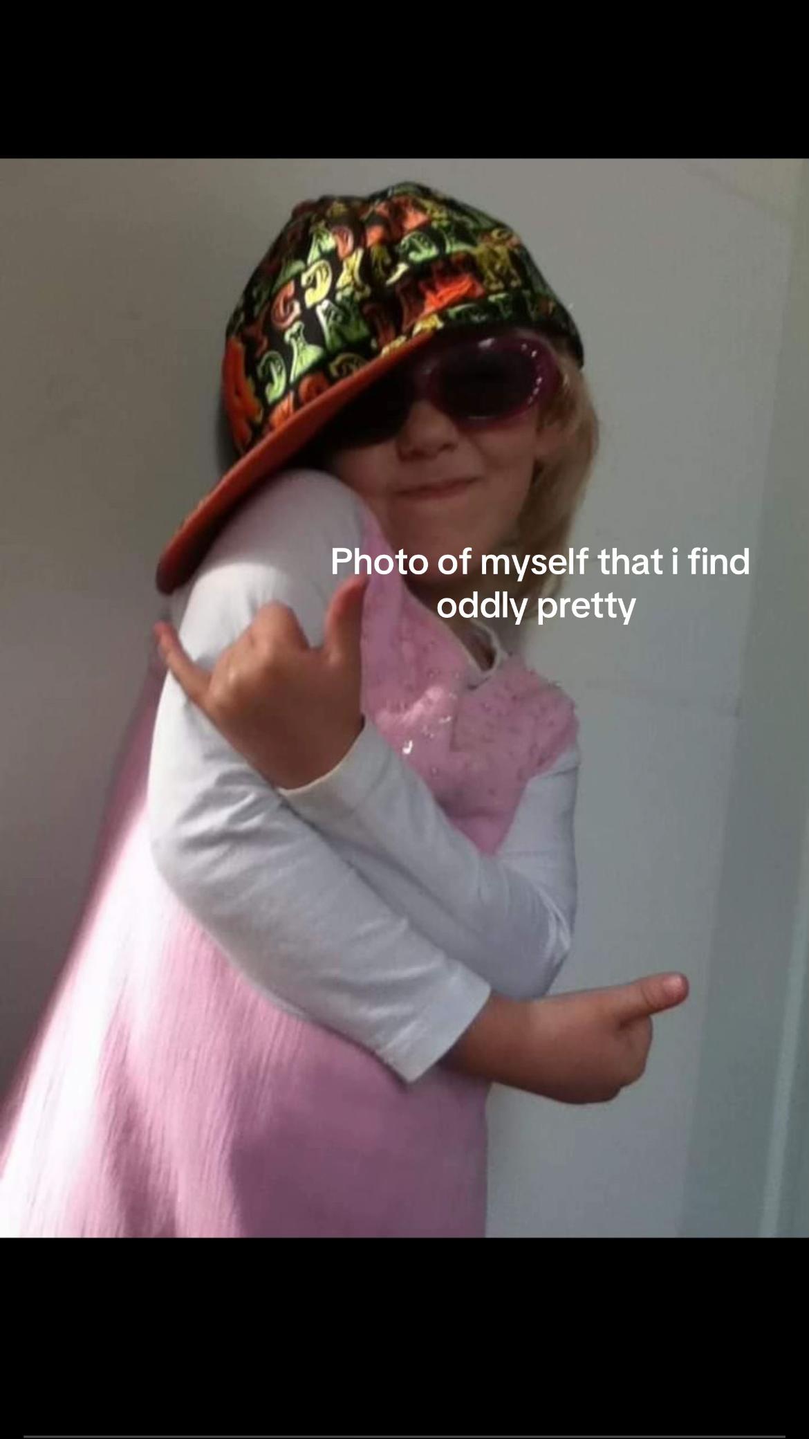 @𝕡𝕖𝕟𝕖𝕝𝕠𝕡𝕖