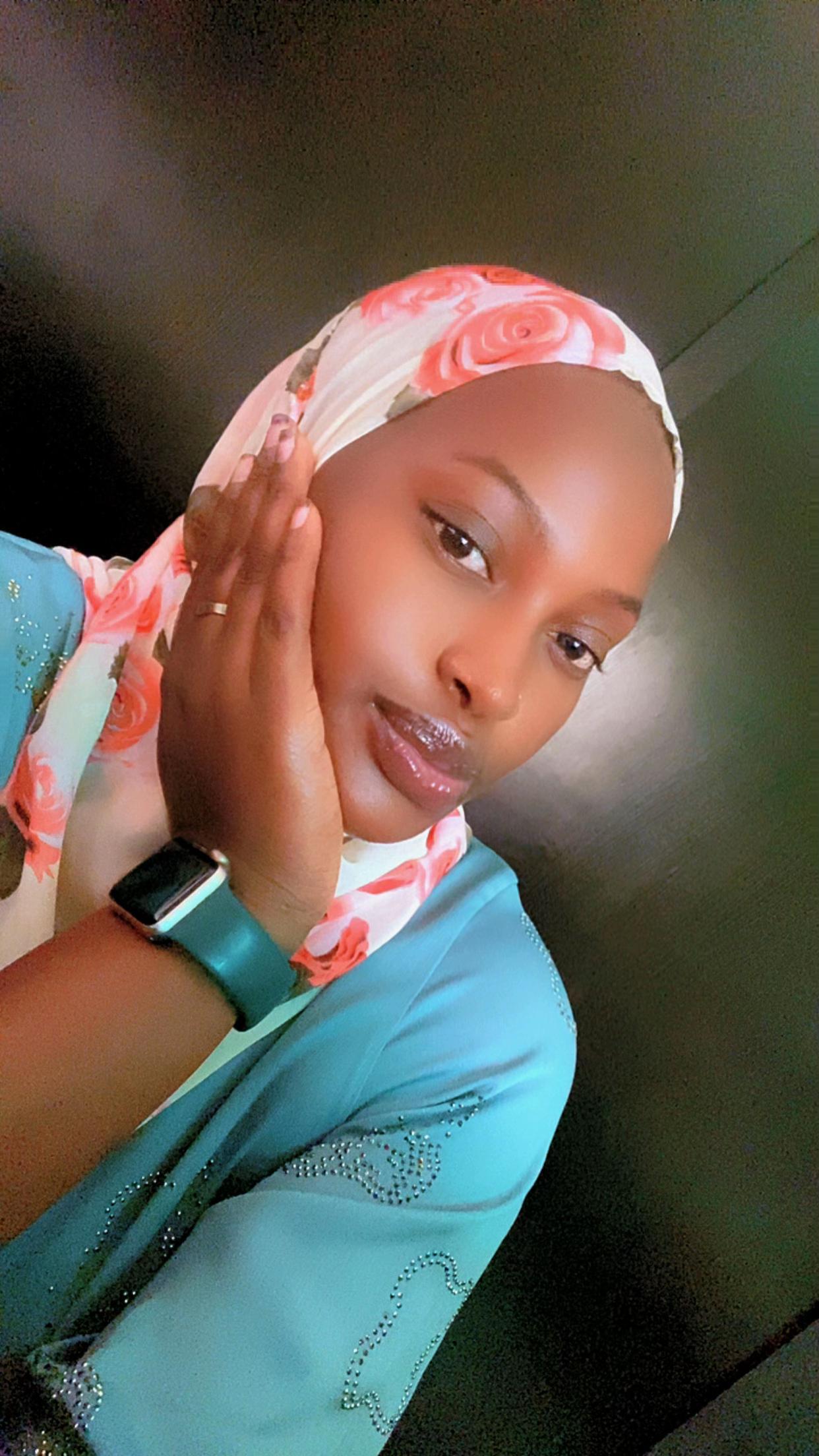 @Wild-Bea 26🦋🇷🇼🇺🇬