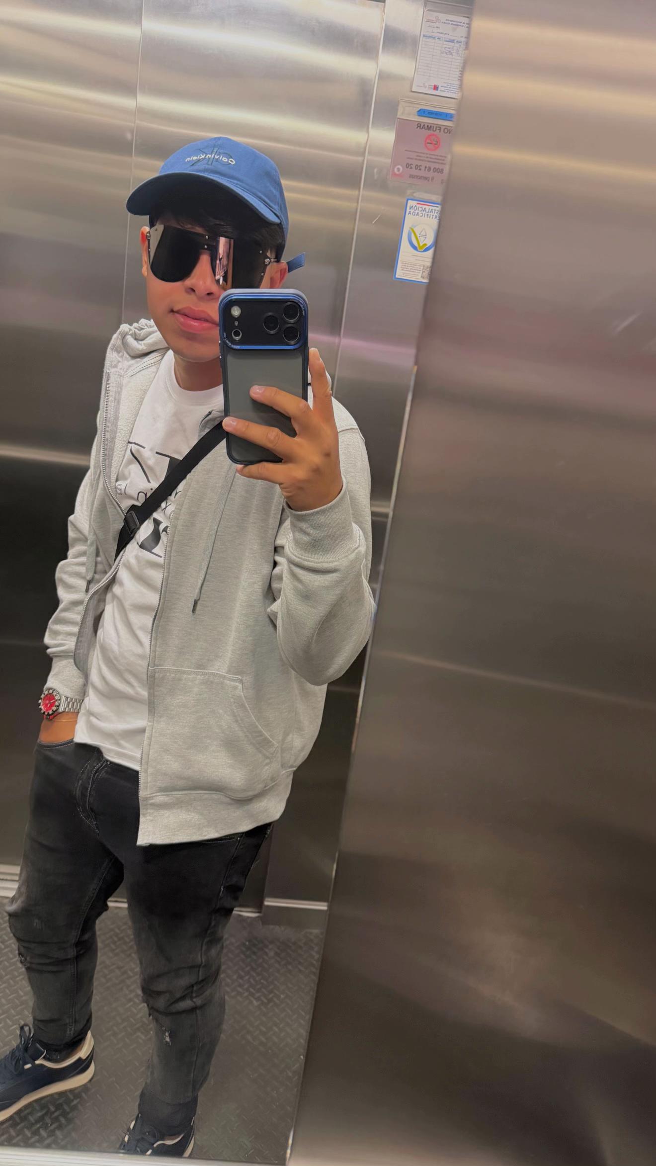 @Carlos_skrt