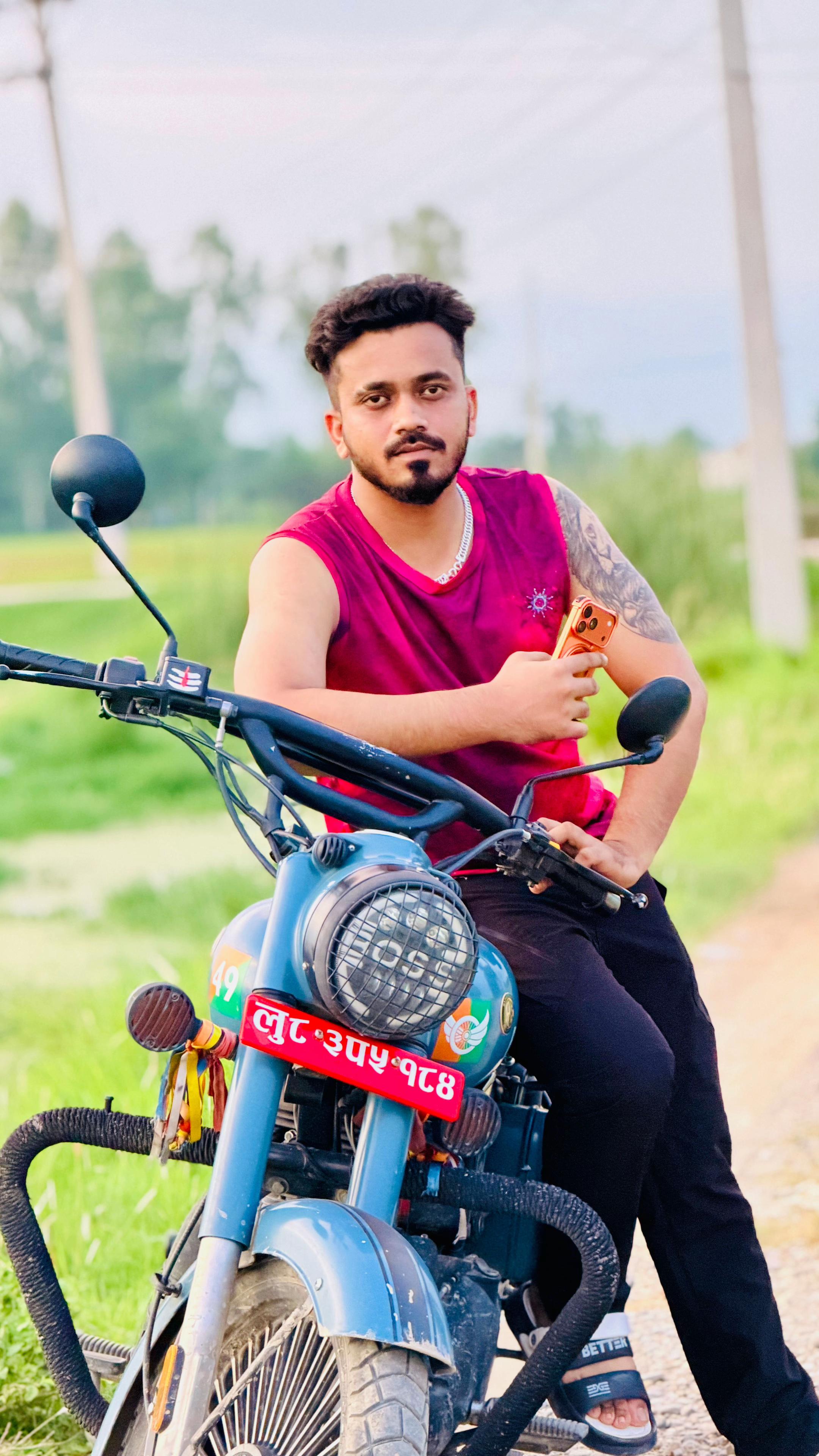 @AJAY🔱YADAV