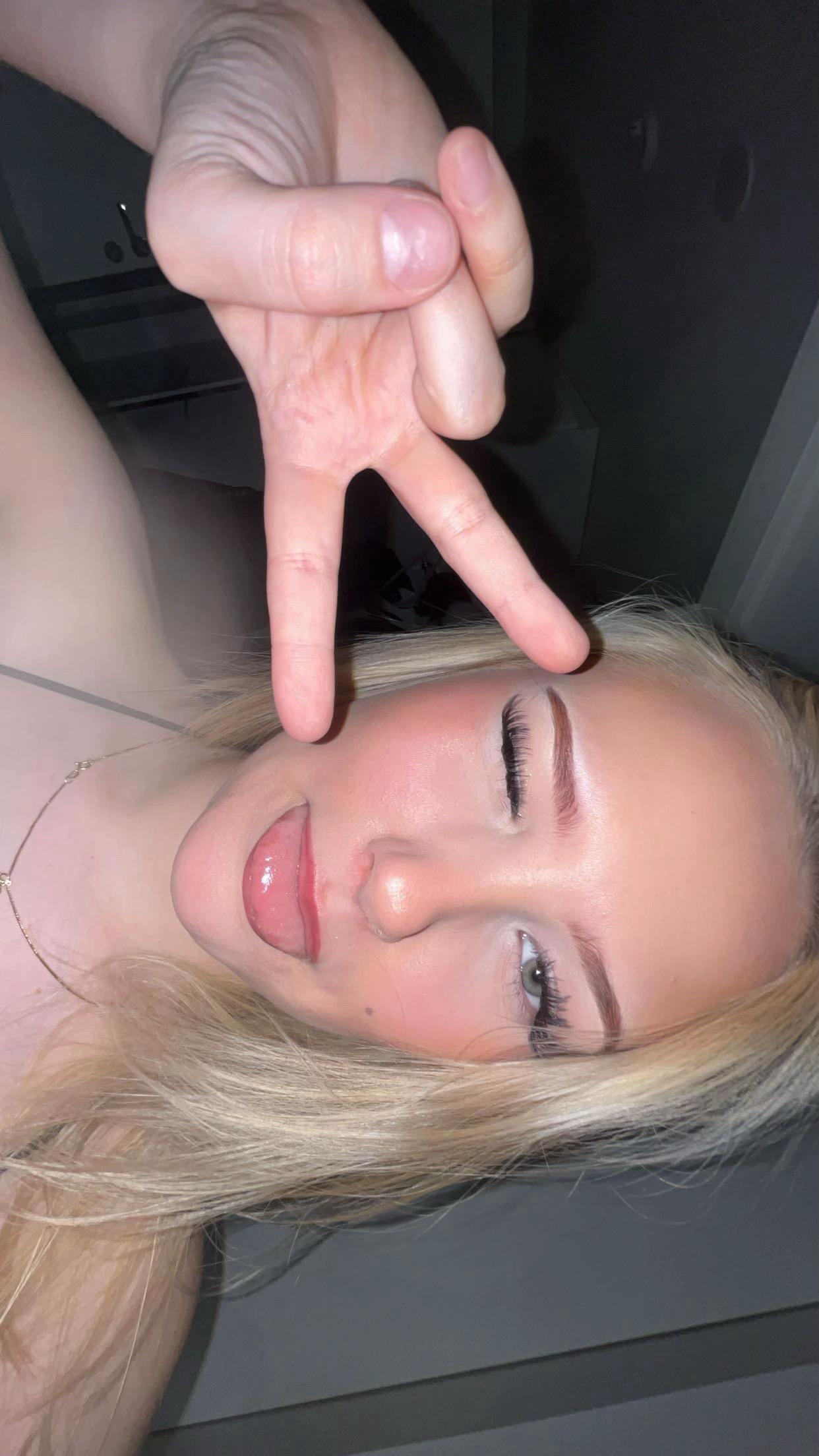 @𝒄𝒂𝒎𝒊𝒍𝒍𝒂 💋