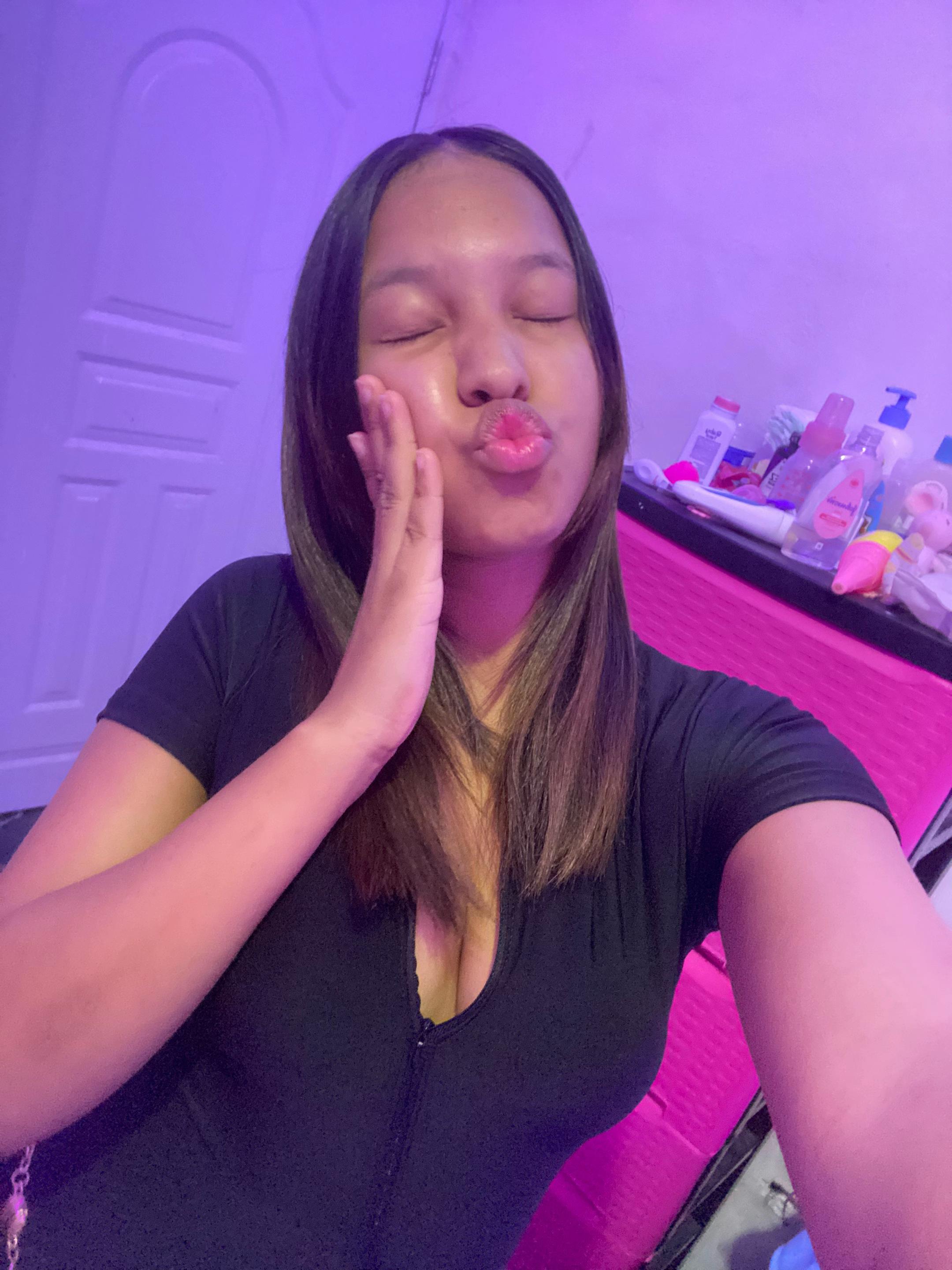 @Pamela 🦇💣