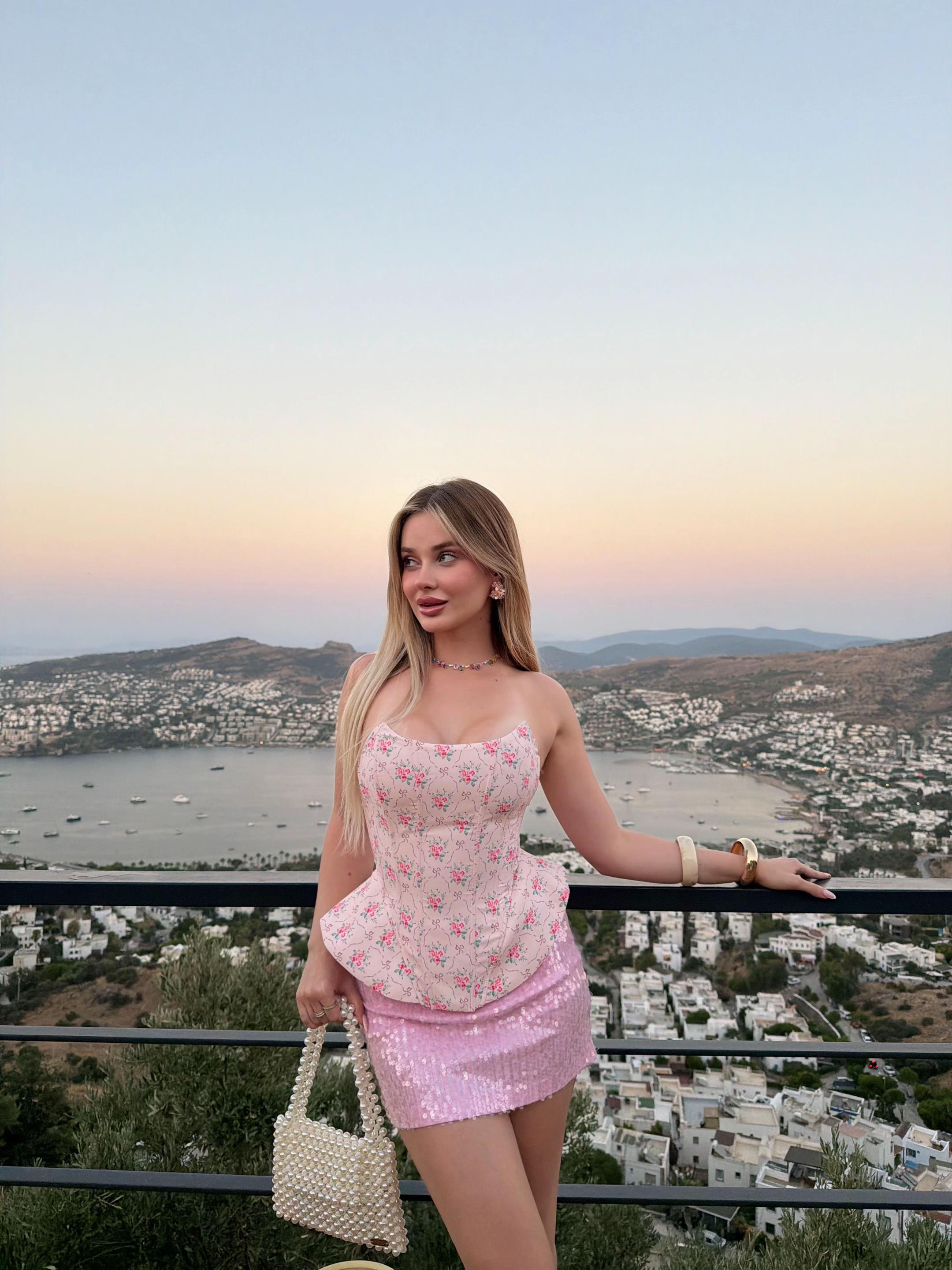 @ozgedndrr