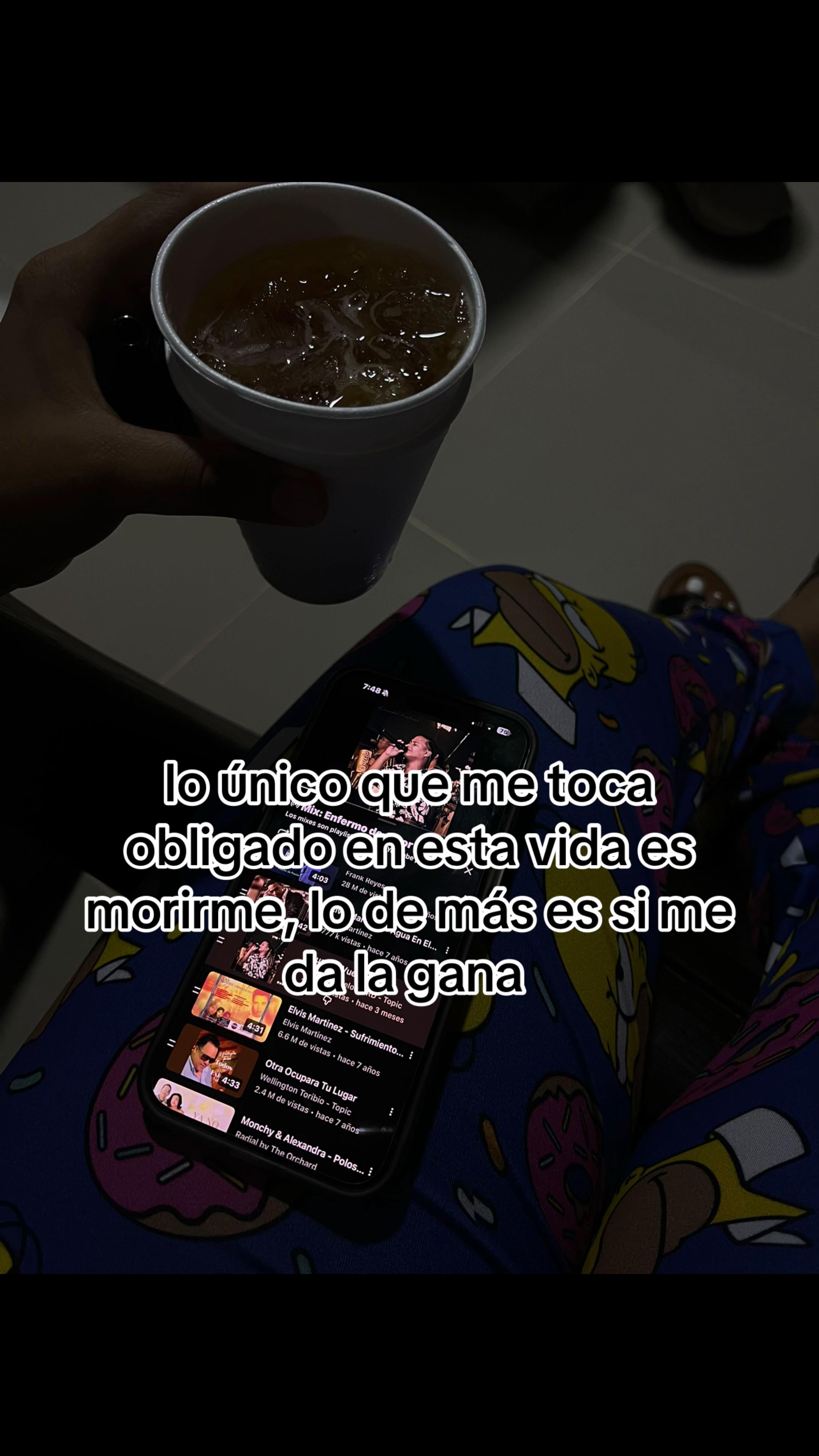 @🙎🏻♀️