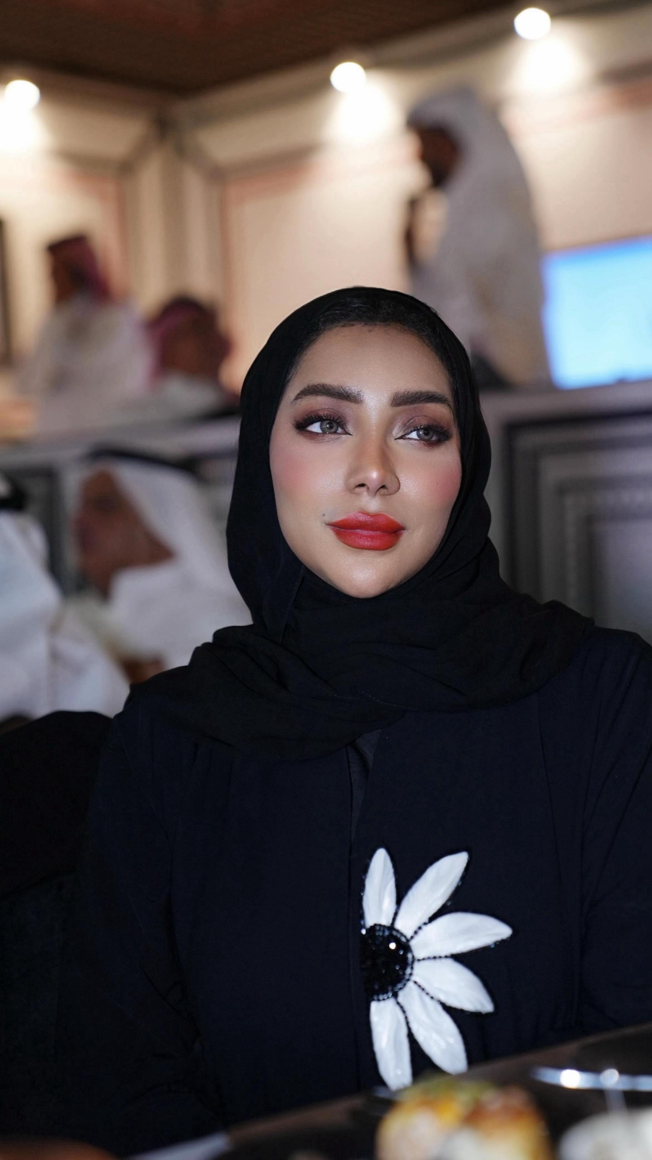 @نوره الهاجري
