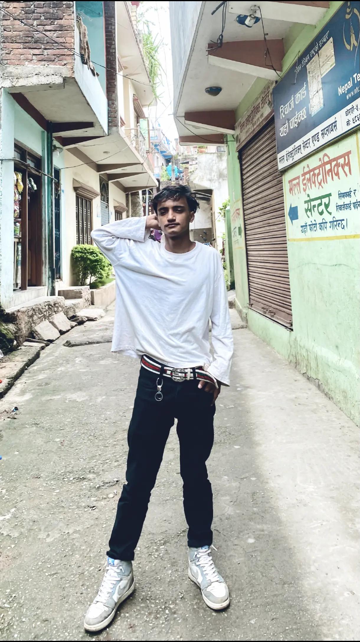 @NISCHAL__G🧗🏼