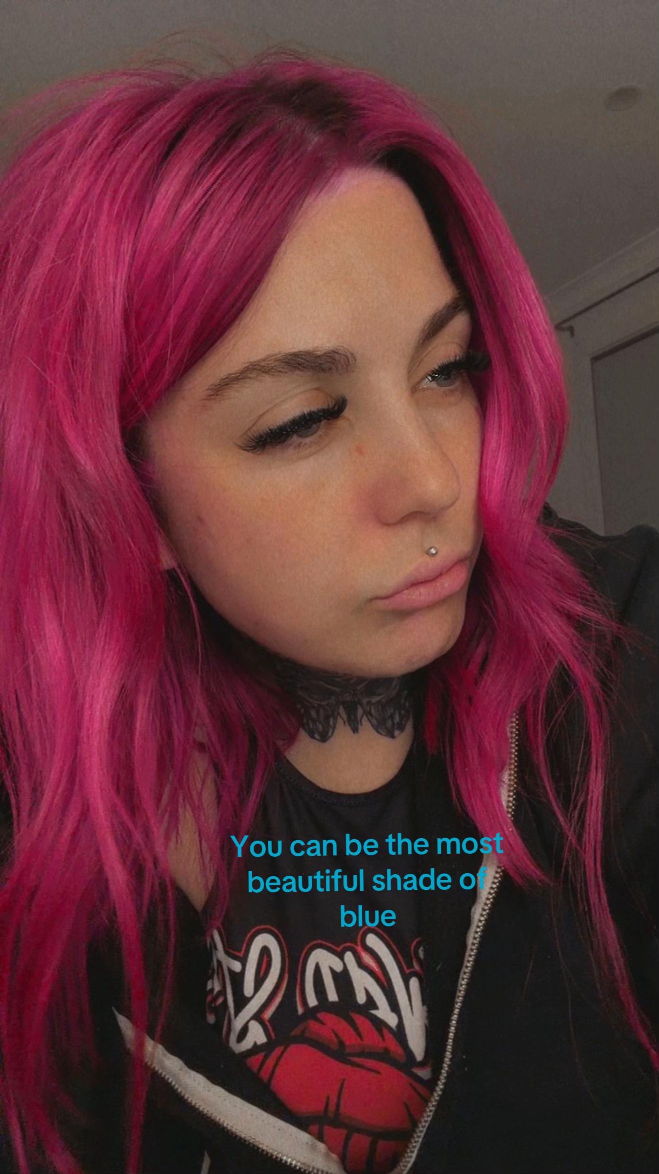 @katieeexo