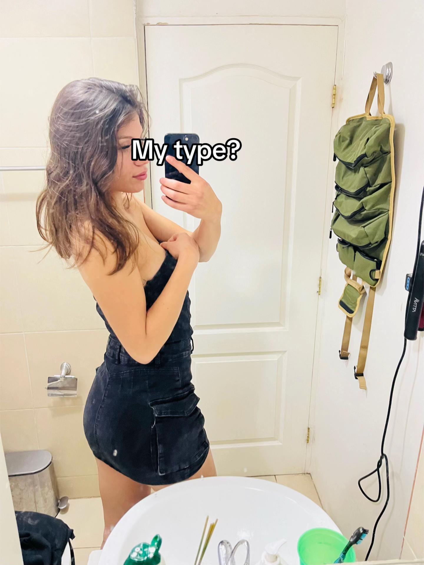 @🖤