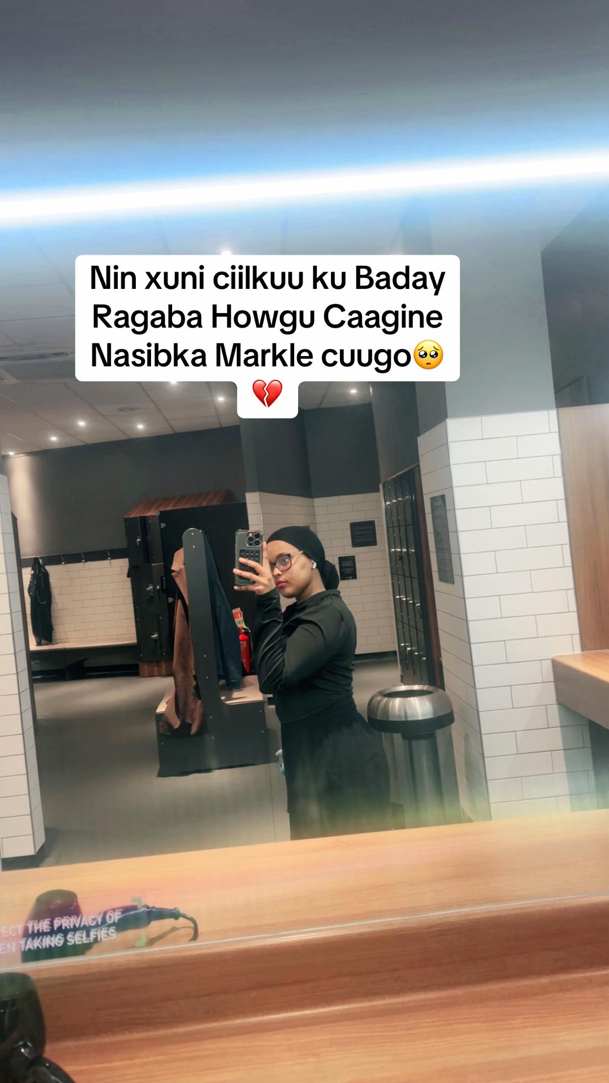 @Hamda🧚♀️