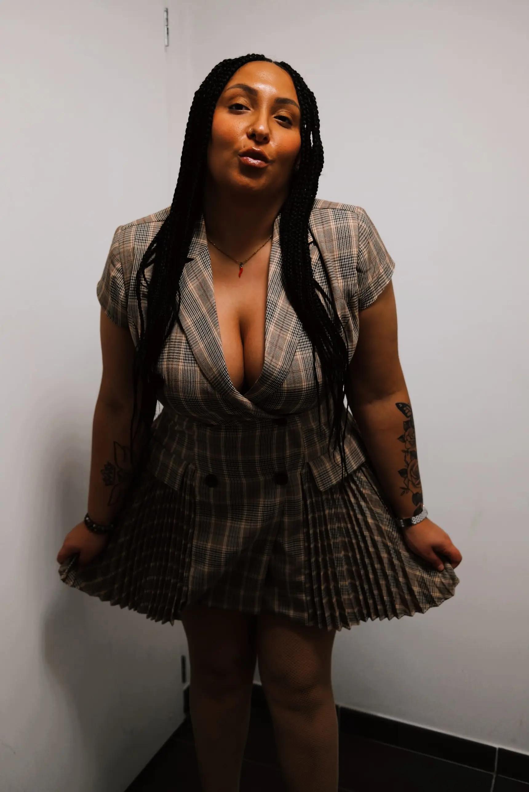 @LaQuarteronna🇨🇩🇬🇷