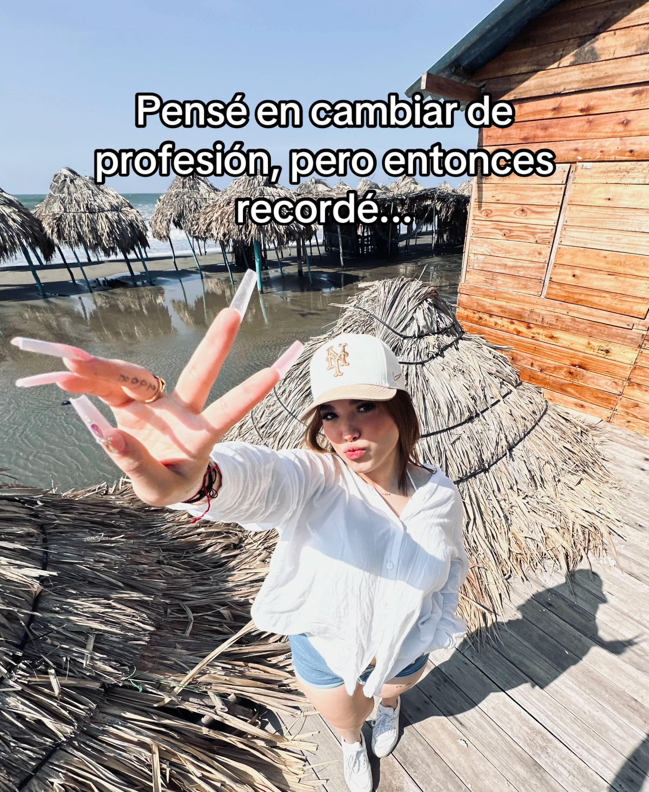 @andrearobayoo