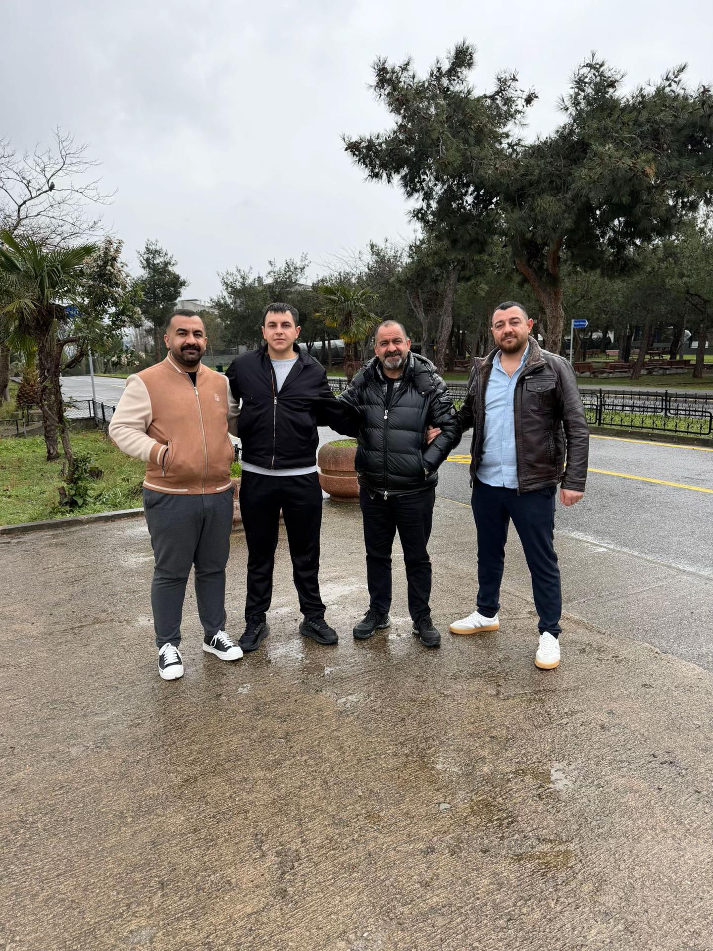 @Özgür SoLmaz