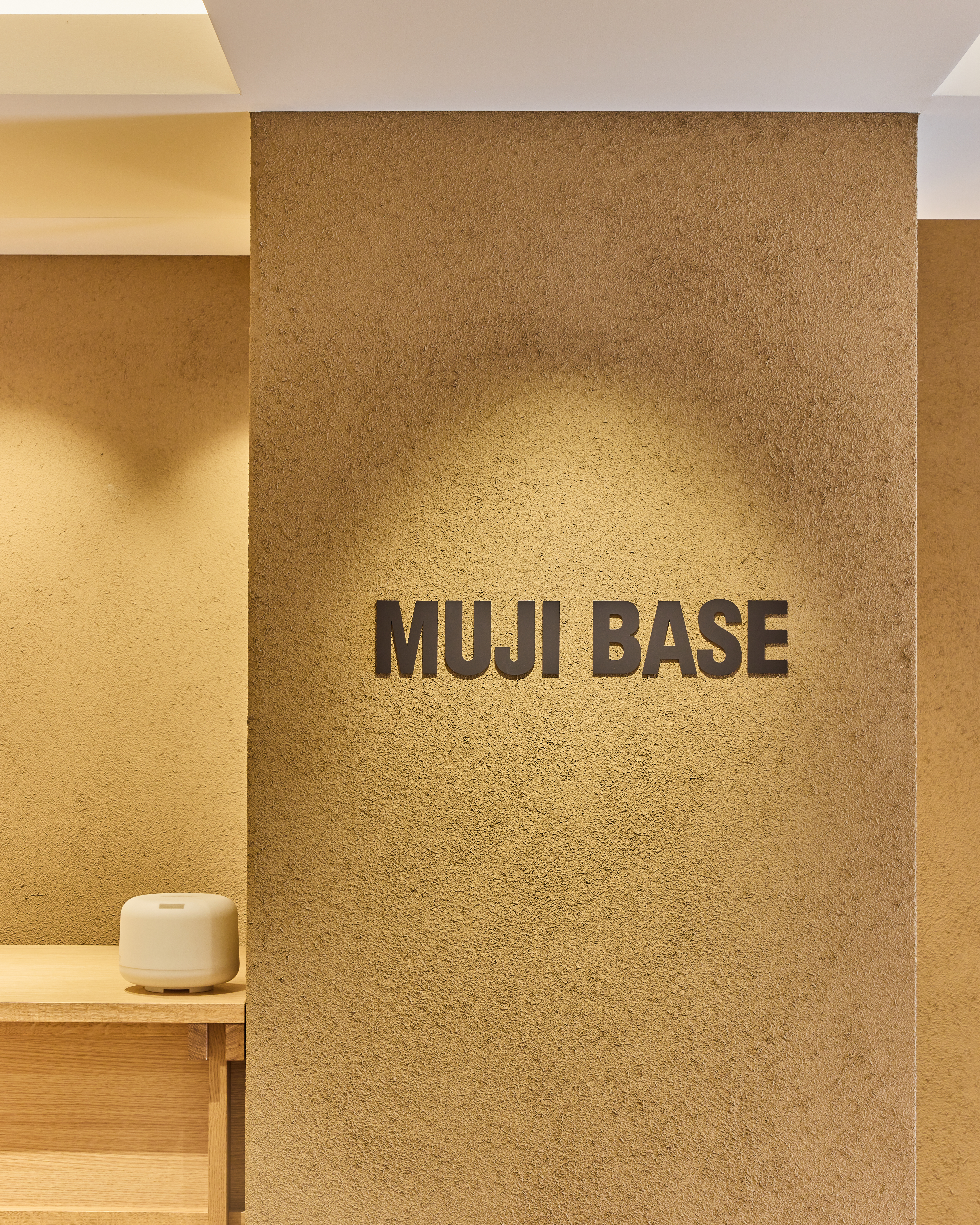 @MUJI Canada