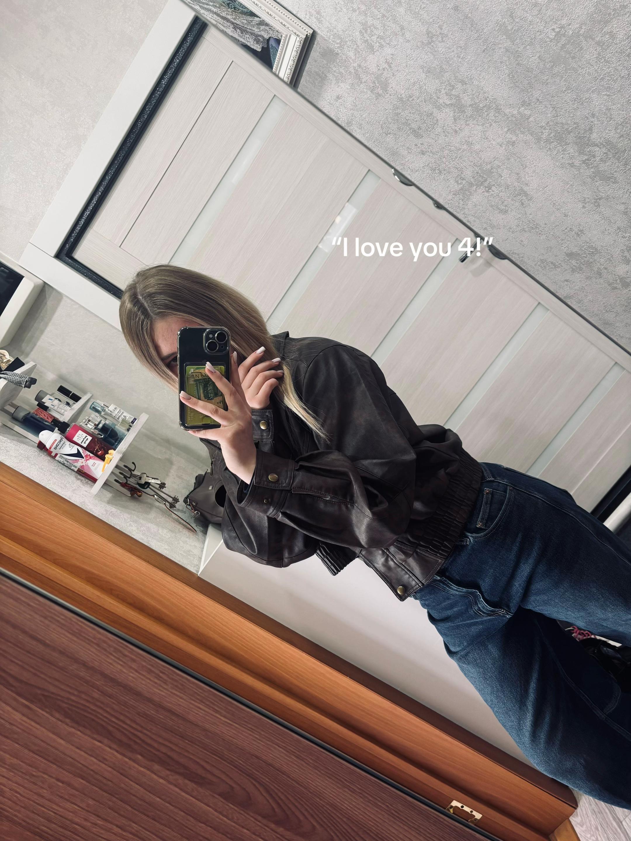 @Any_tiks🪽